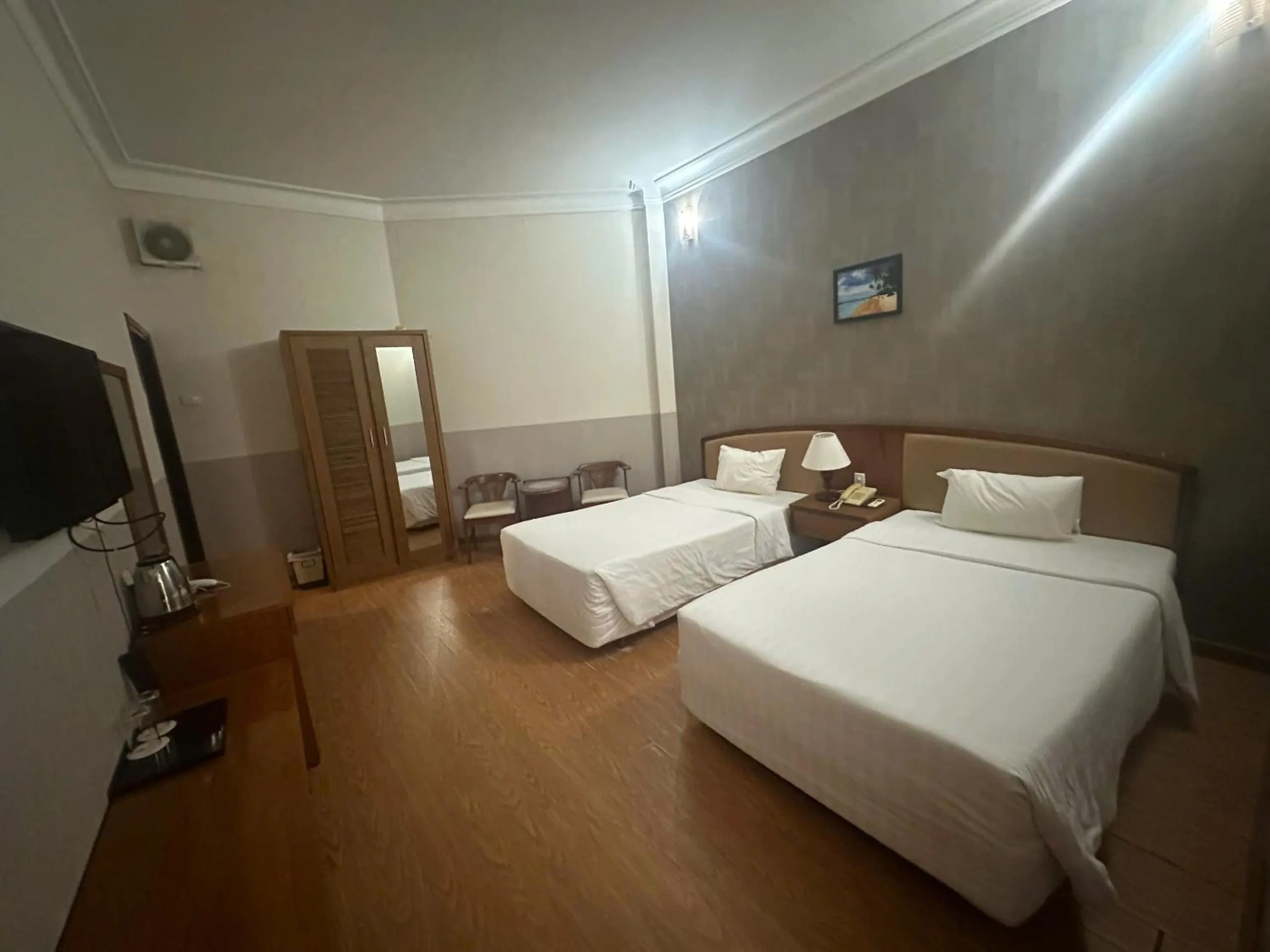 Bedroom, Bed in Sammy Hotel