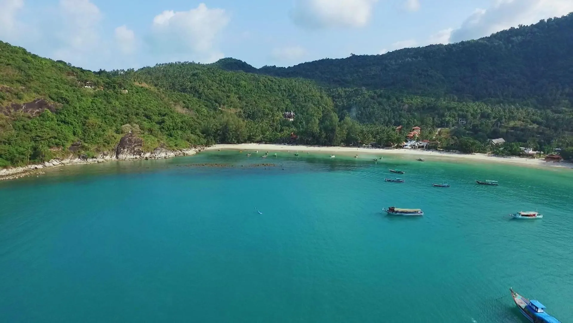 Property building in Longtail Beach Resort