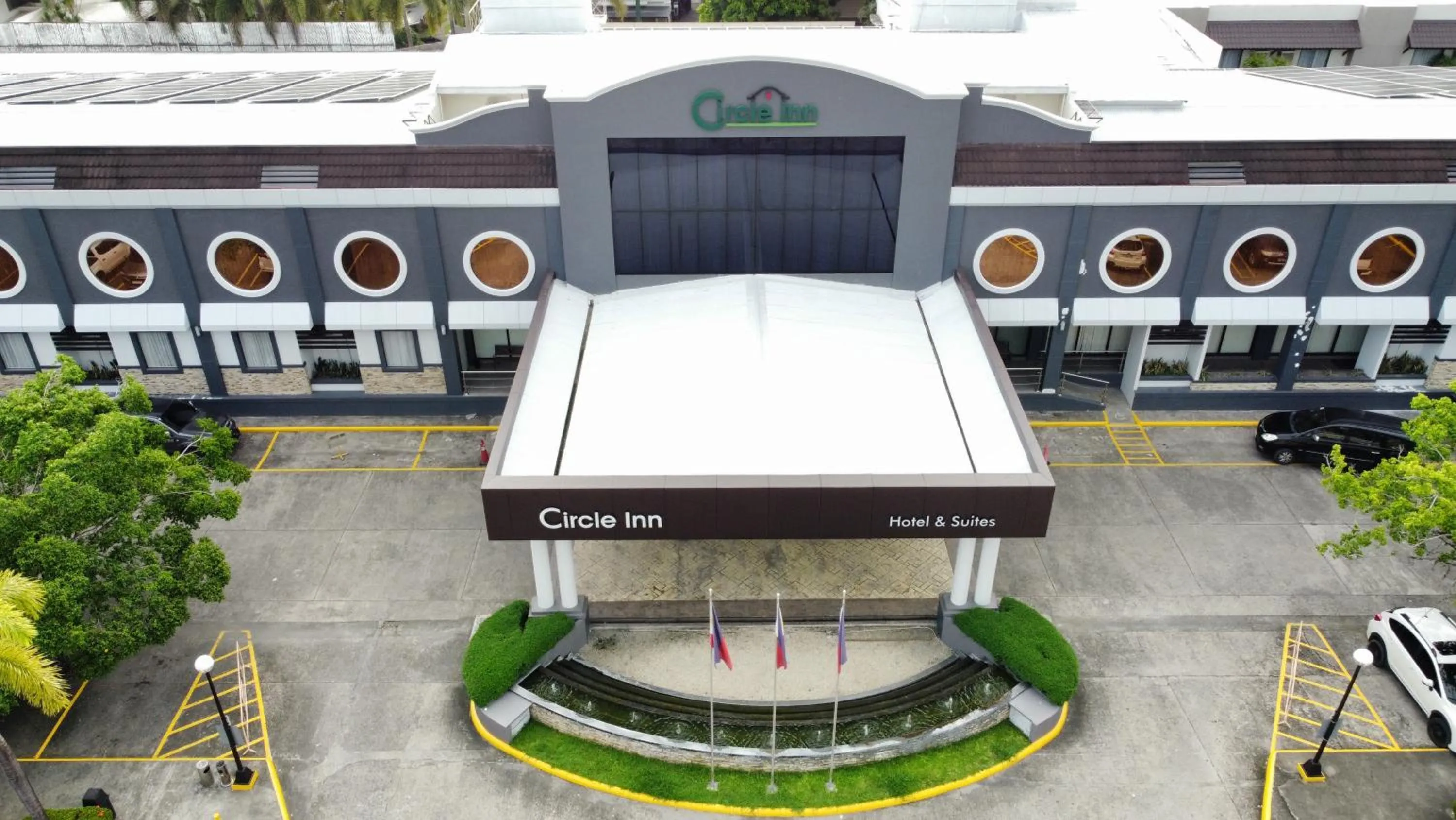 Property building in Circle Inn Hotel and Suites Bacolod