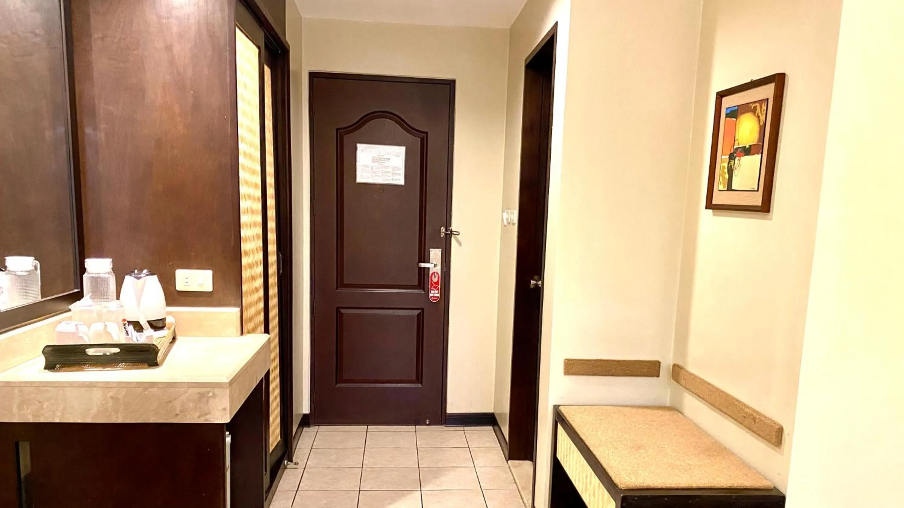 Bedroom in Circle Inn Hotel and Suites Bacolod