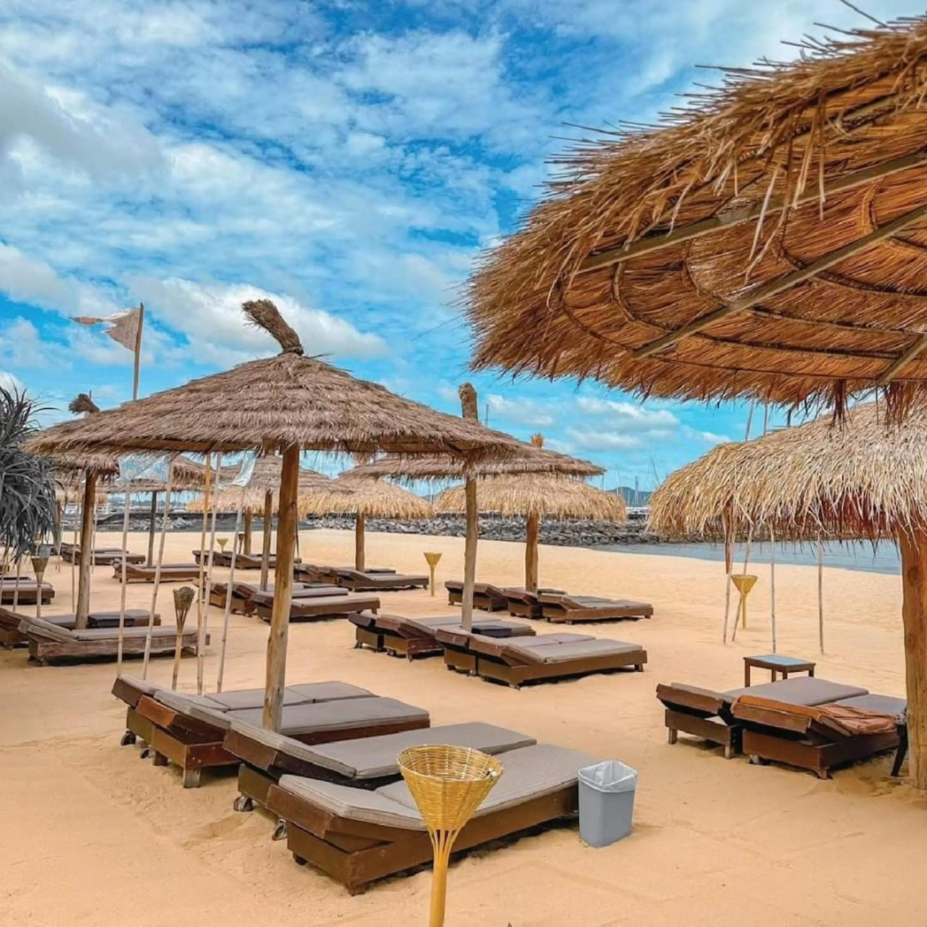 Beach in Botany Beach Resort Pattaya