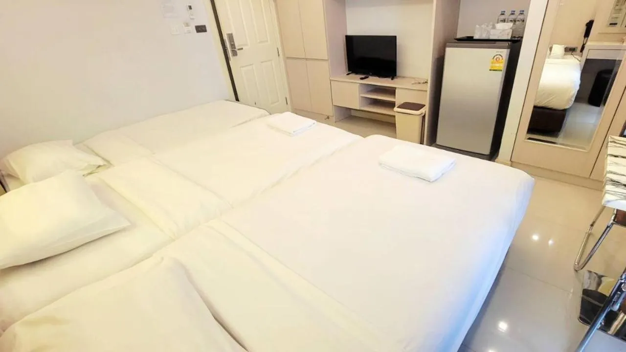 Bed in B-your home Hotel Don Mueang Airport Bangkok 如你家酒店