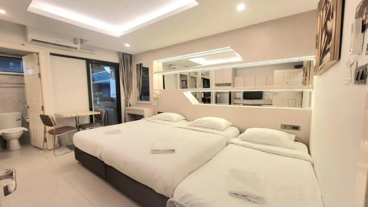 Bed in B-your home Hotel Don Mueang Airport Bangkok 如你家酒店