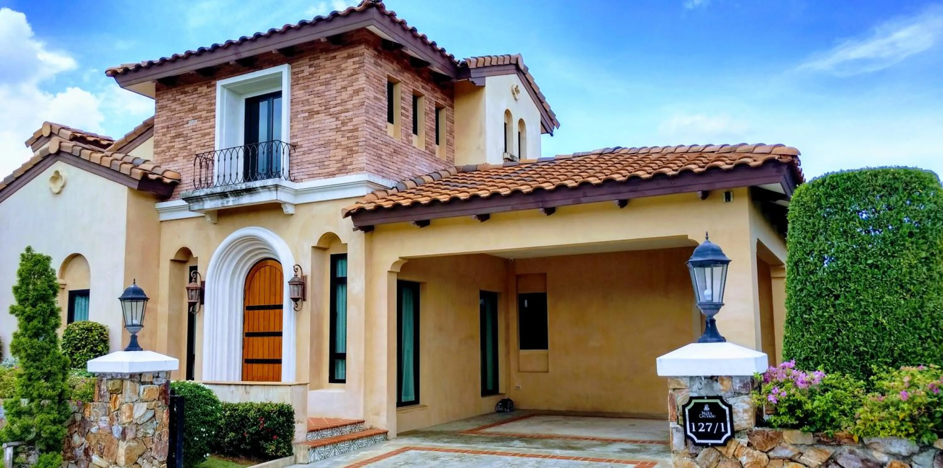 Property building in Chivani Pattaya