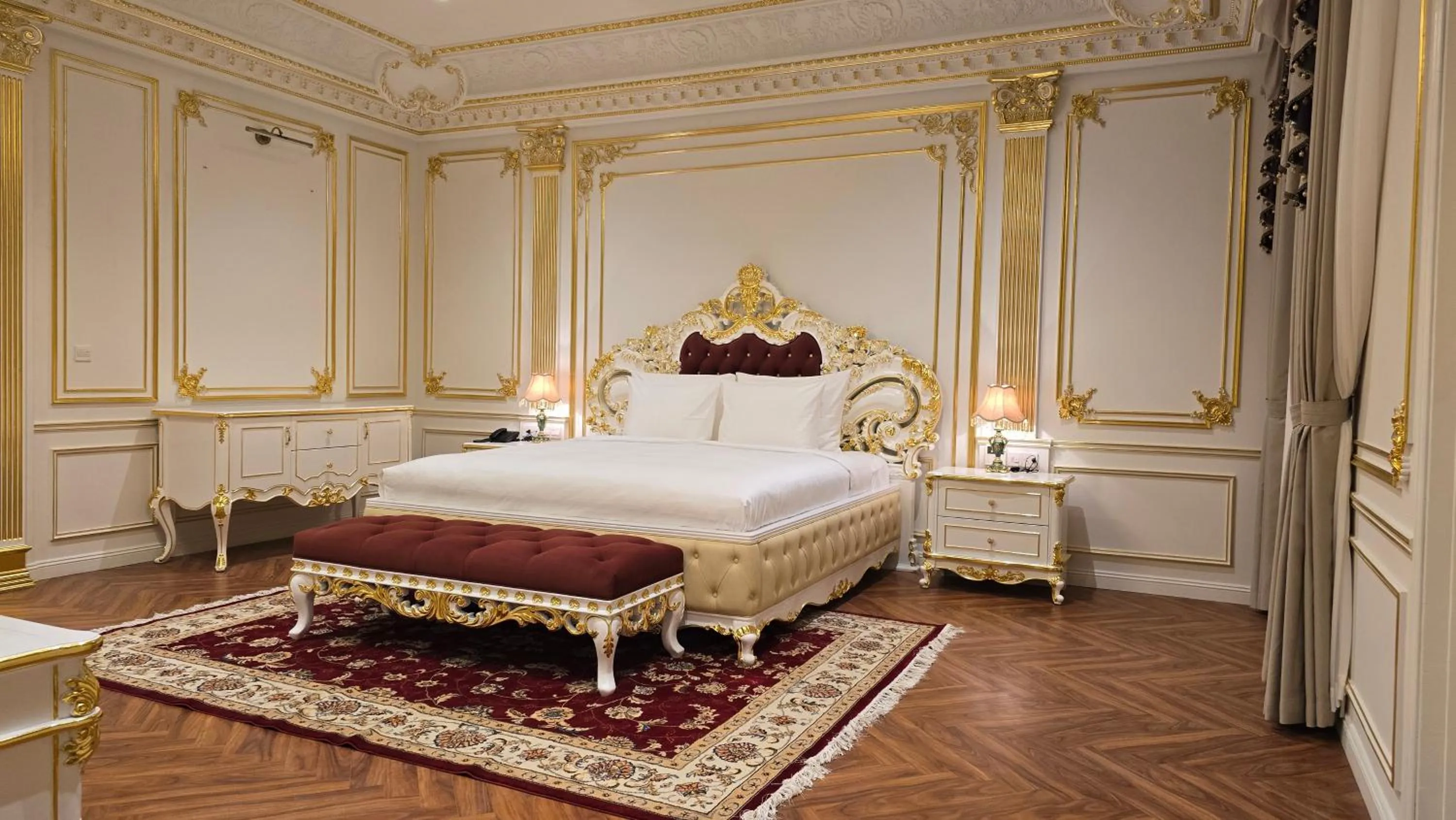 Bedroom, Bed in Champa Palace Hotel