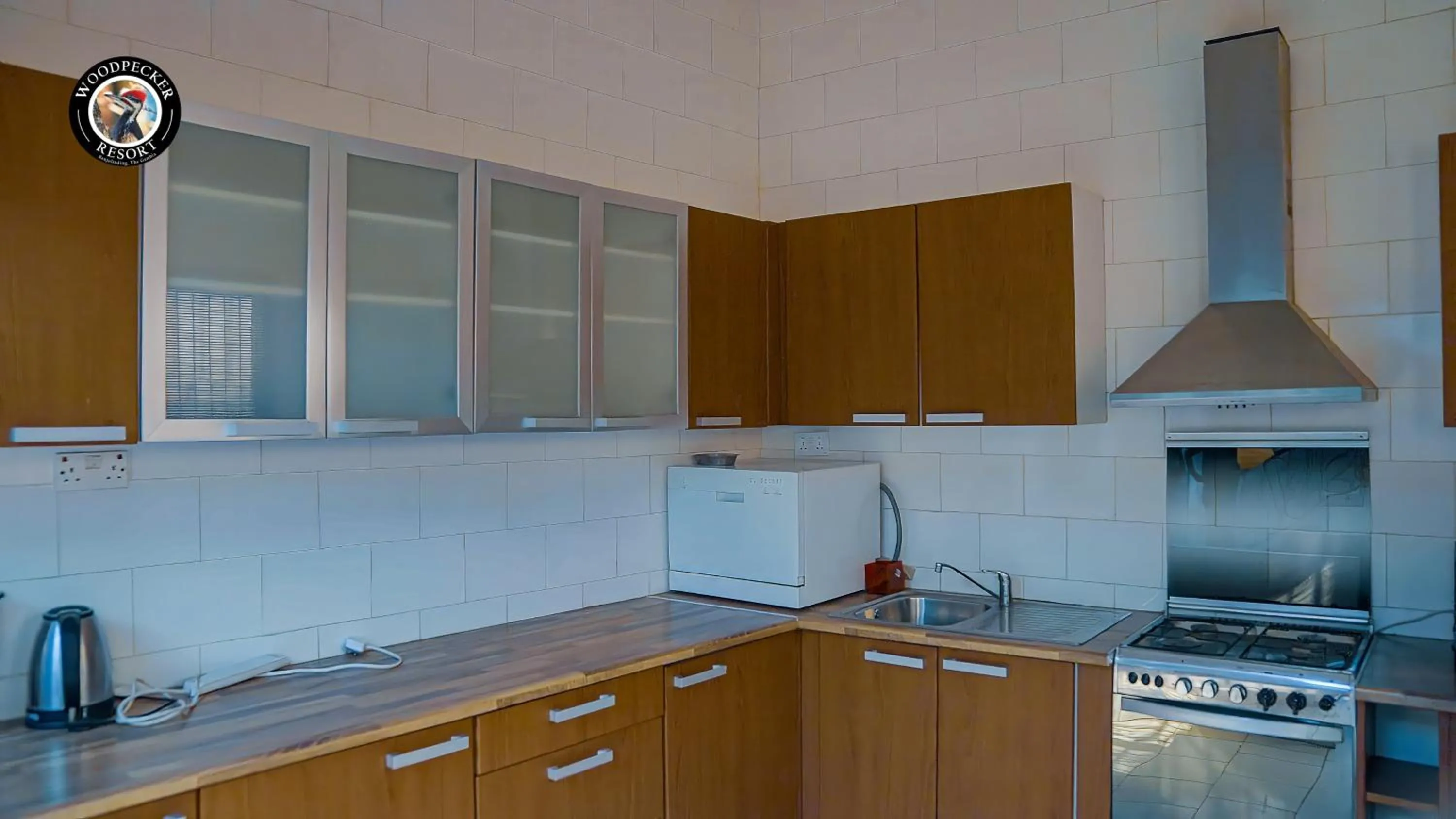 Kitchen or kitchenette in Woodpecker Resort Hotel