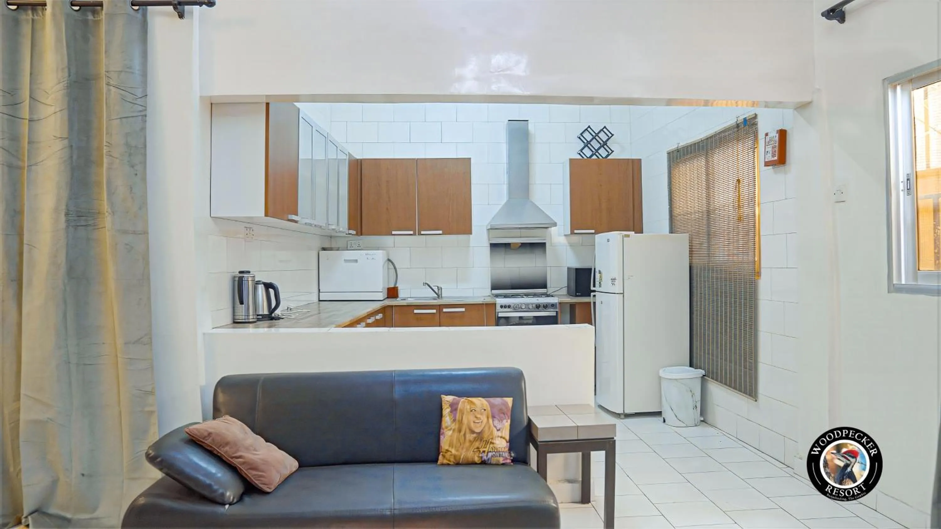 Kitchen or kitchenette in Woodpecker Resort Hotel
