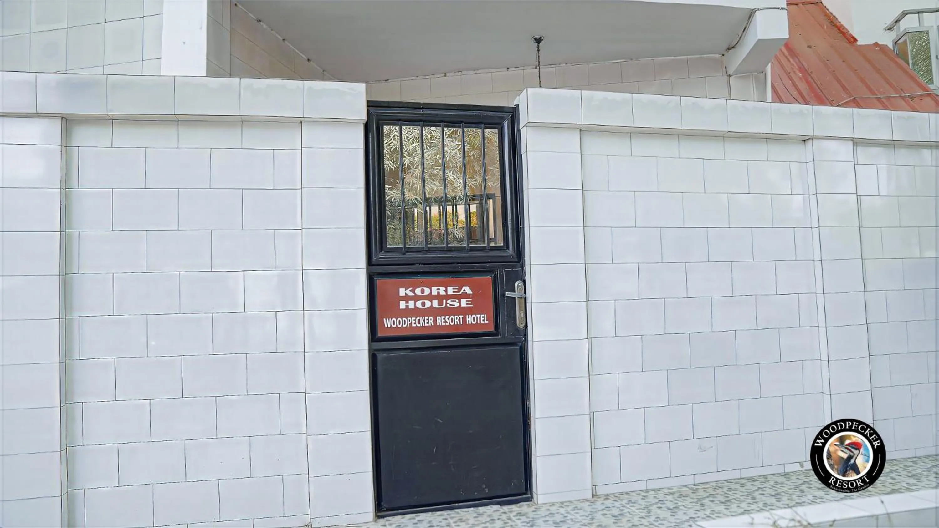 Facade/entrance in Woodpecker Resort Hotel