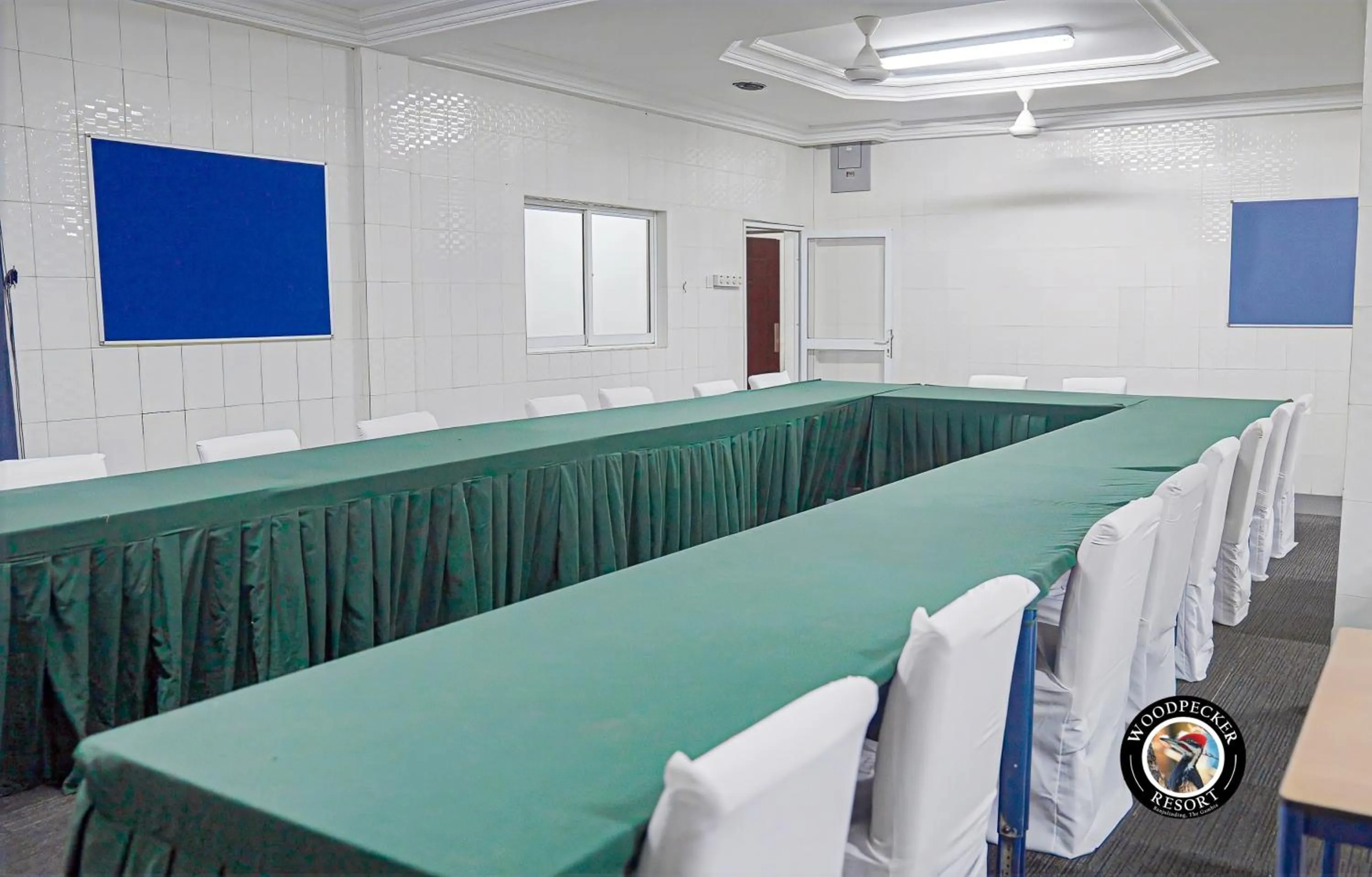 Meeting/conference room in Woodpecker Resort Hotel