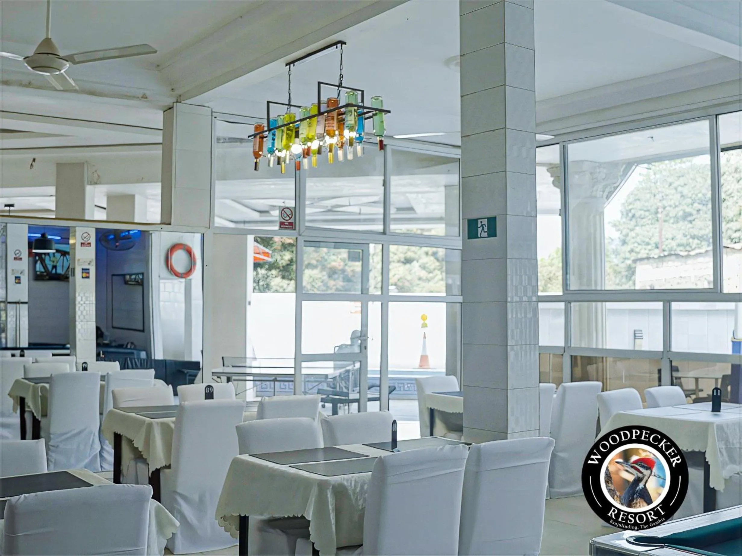 Restaurant/places to eat in Woodpecker Resort Hotel