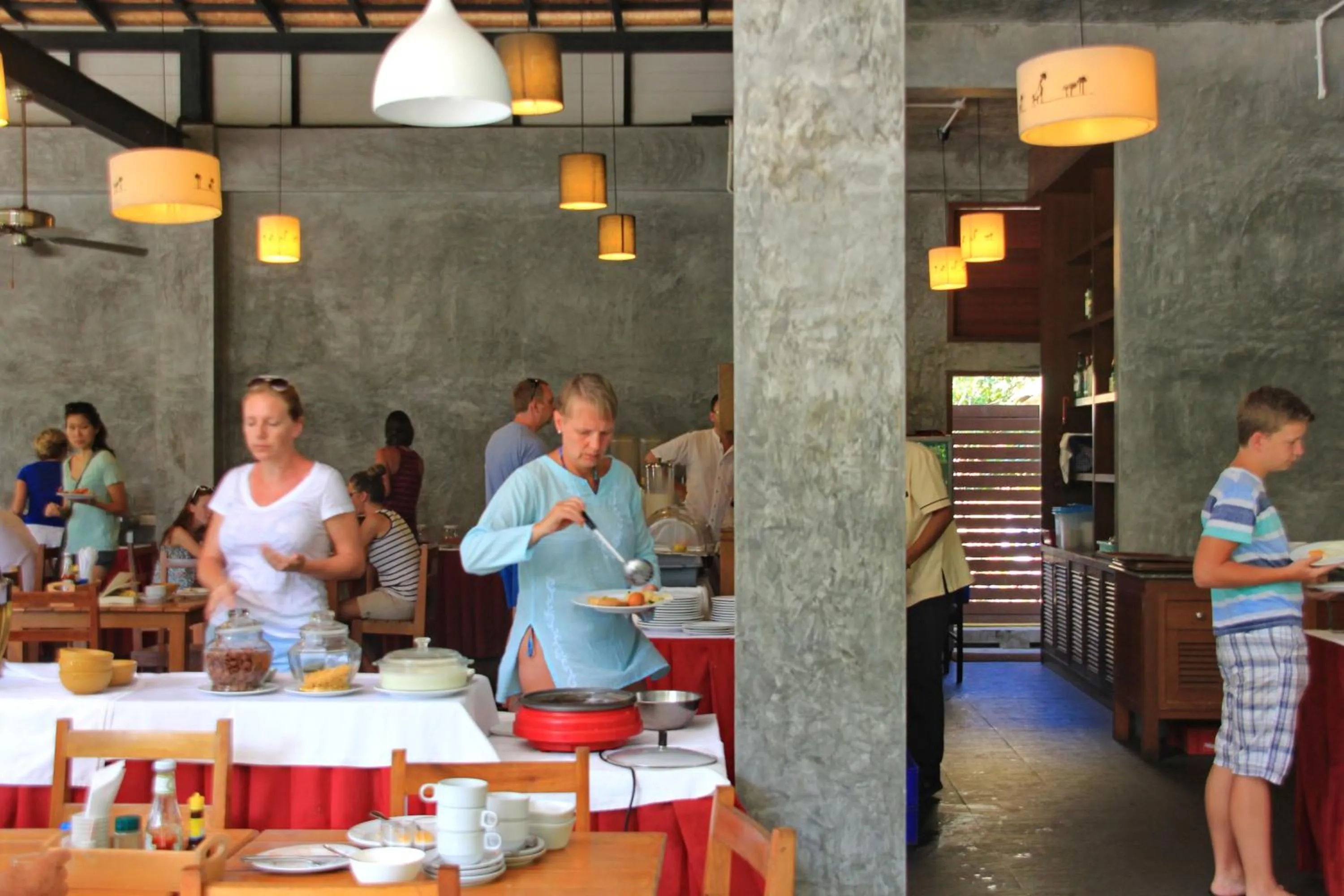 Restaurant/Places to Eat in BLU PINE Villa & Pool Access - SHA Plus