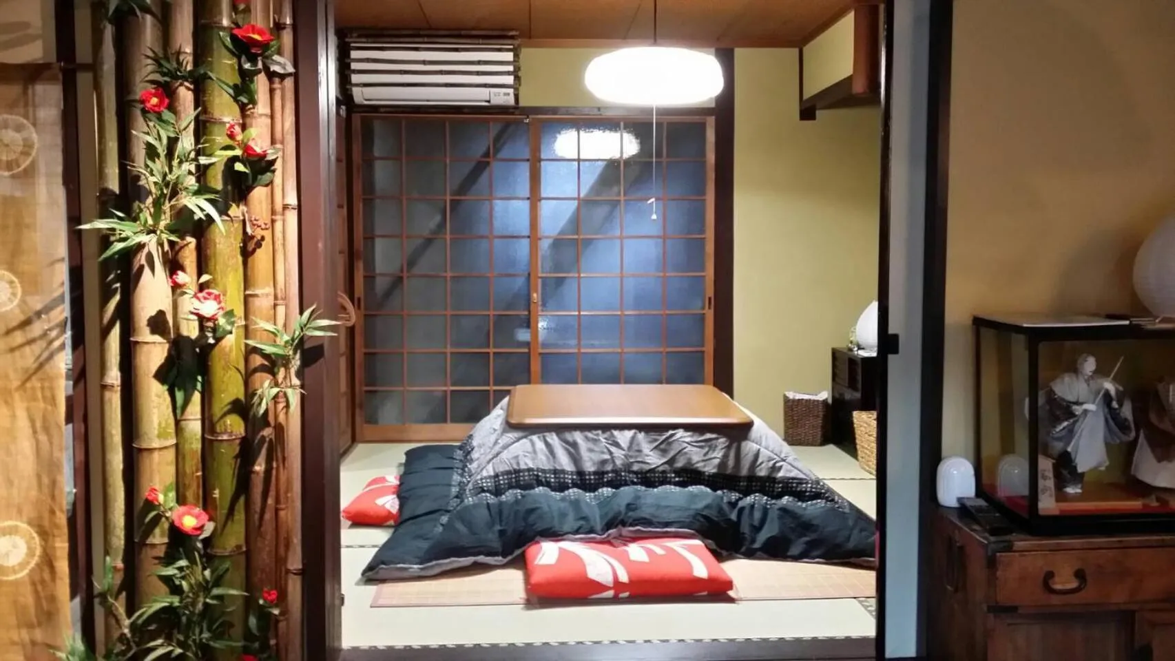 Bed in 京町家-椿庵Kyomachiya-Tsubakian