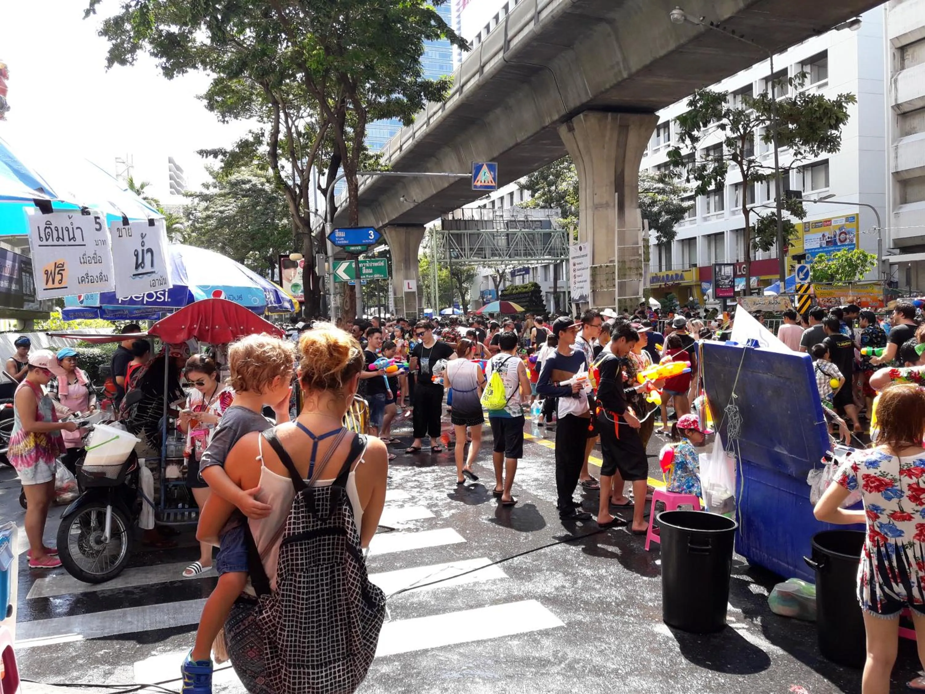 Off site in Thaiphiphat house