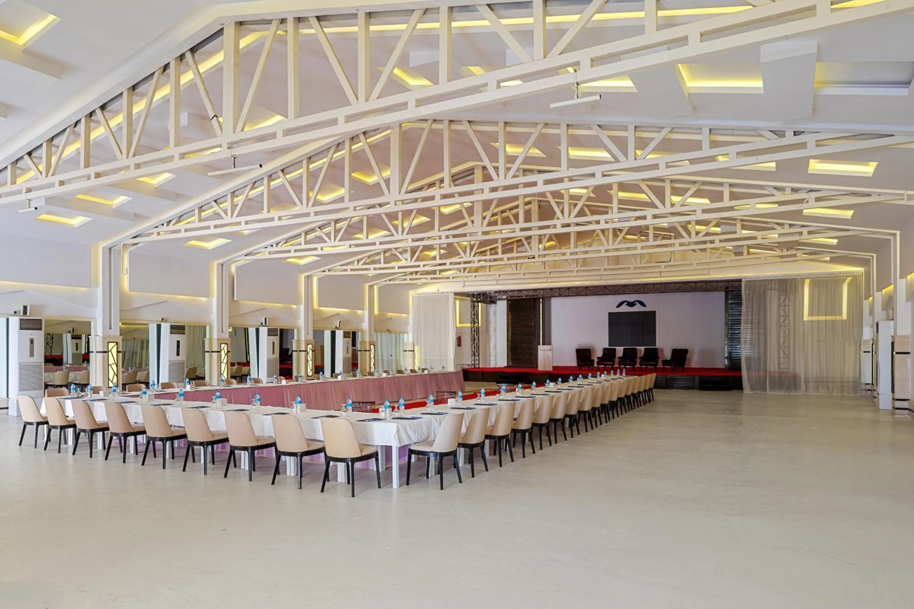 Meeting/conference room in Pickalbatros Aqua Vista Resort - Hurghada