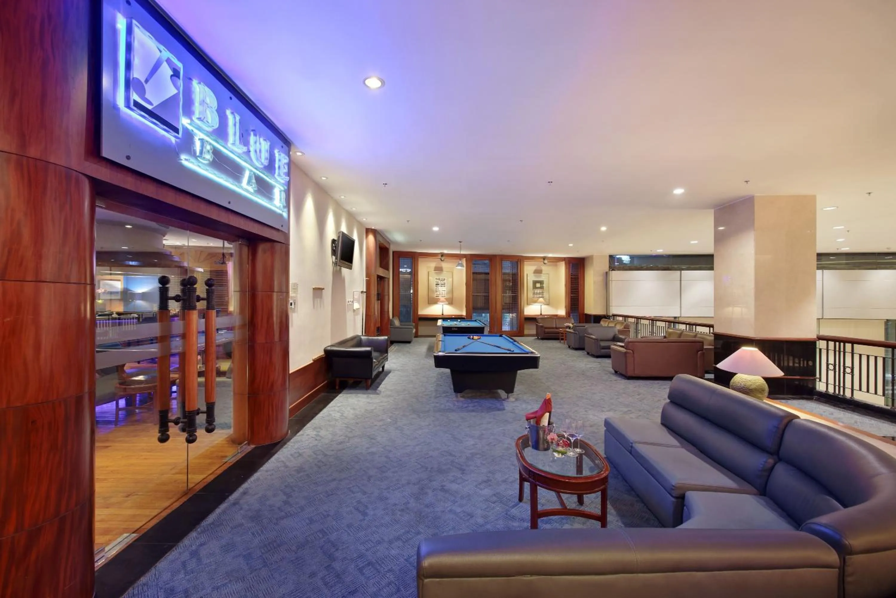 Lounge or bar in Lumire Hotel & Convention Centre