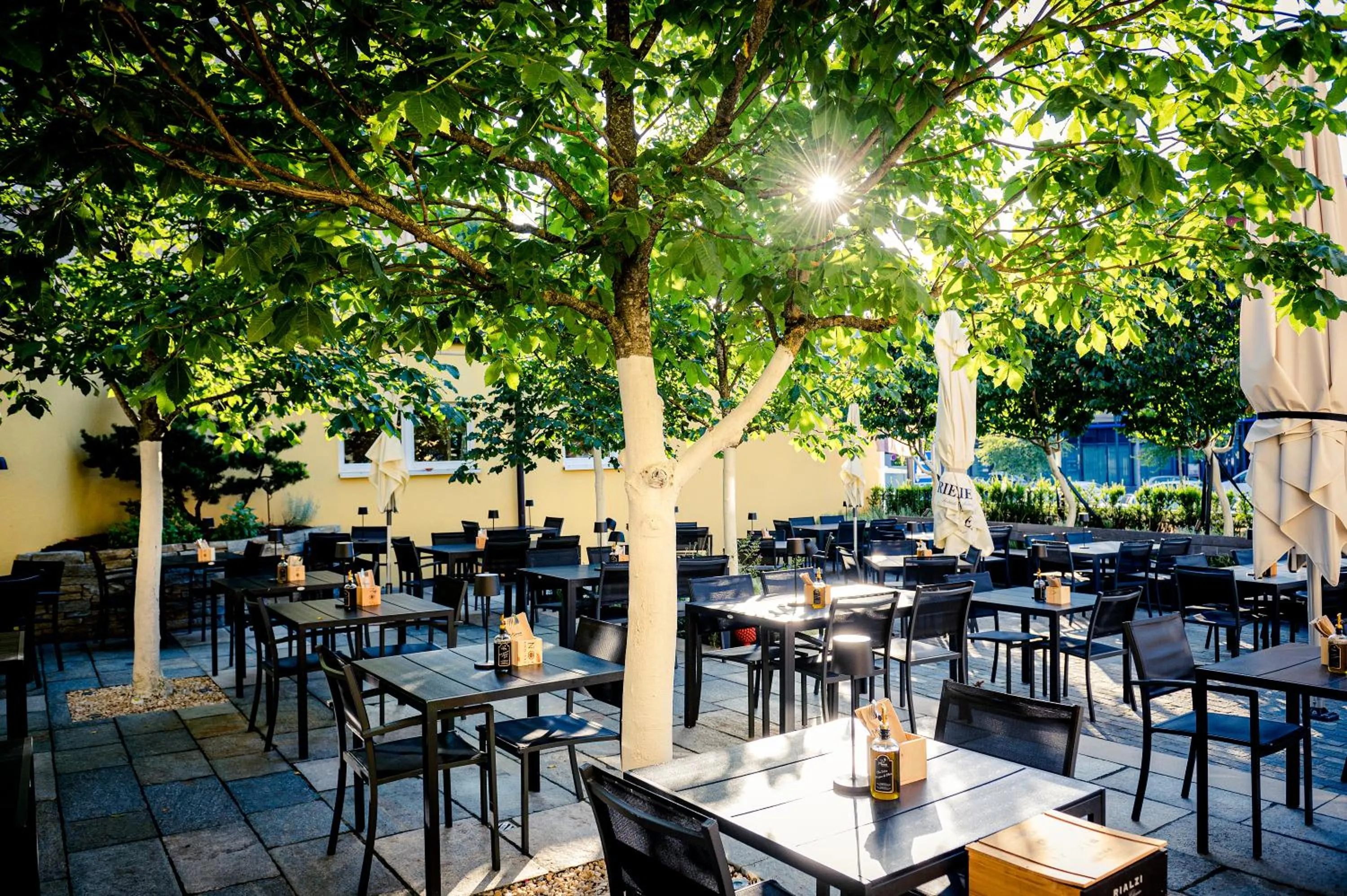 Restaurant/places to eat in Der Kaiserhof Ried