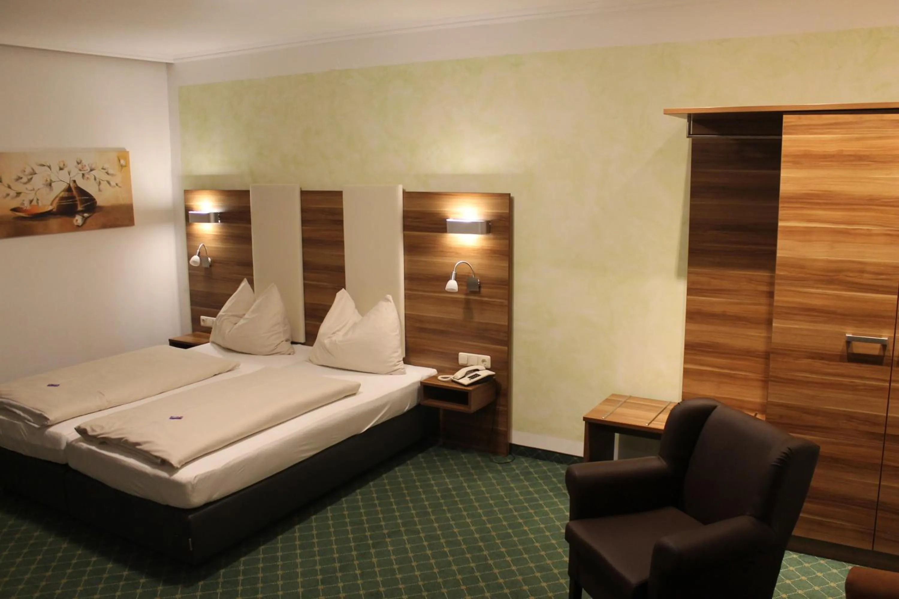 Double Room - single occupancy in Hotel Post by keyone