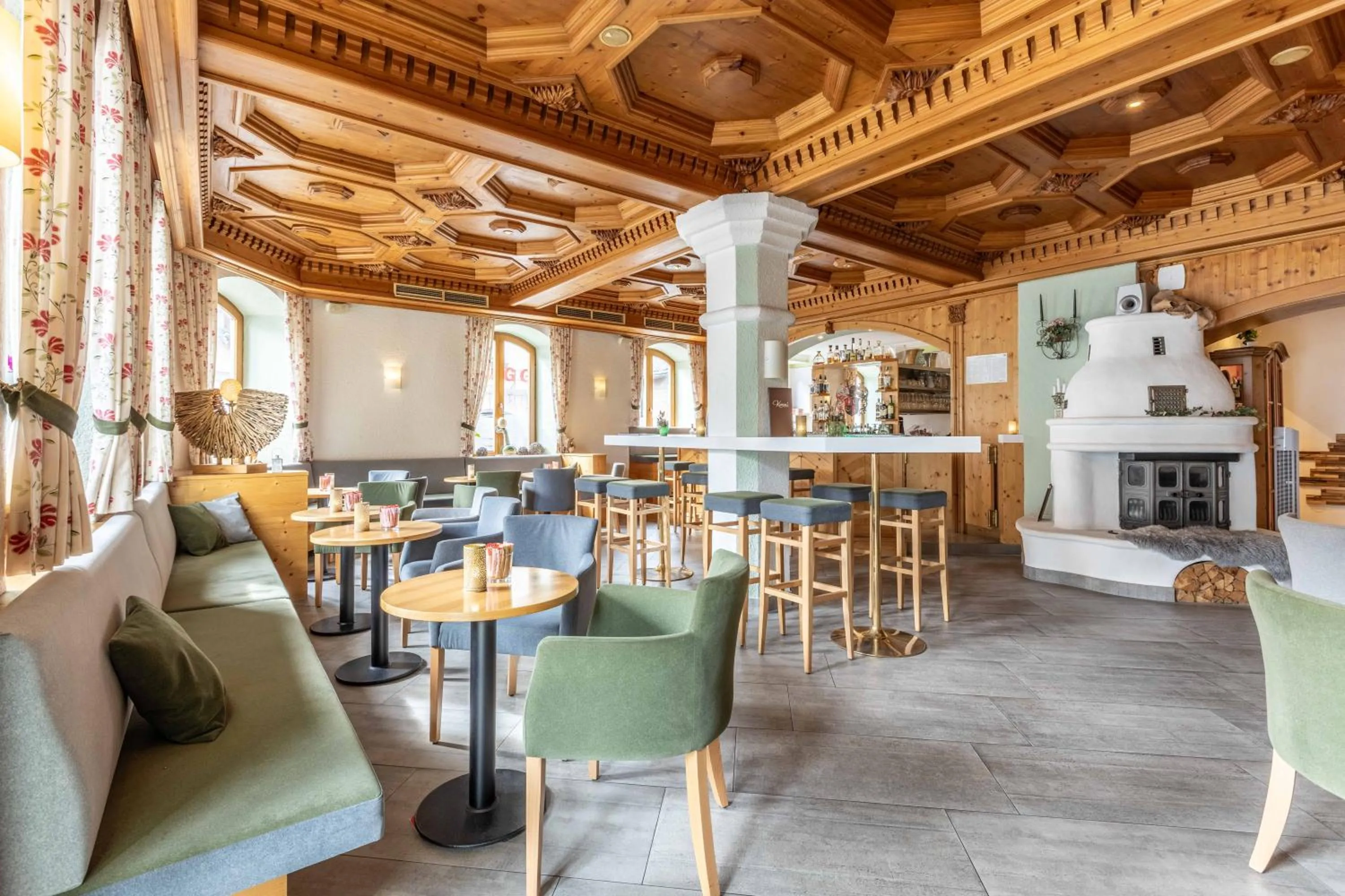 Hotel Post by keyone