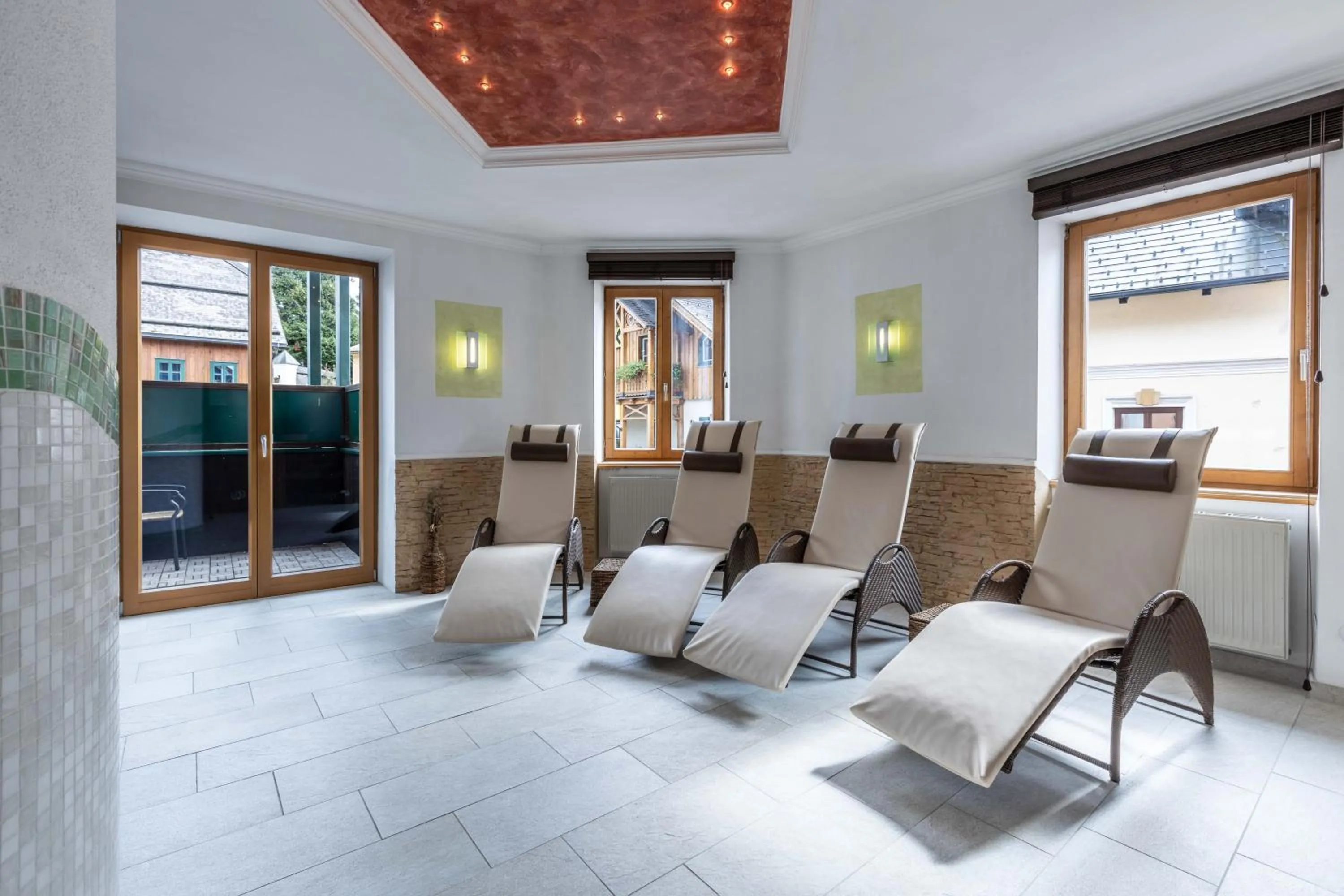 Hotel Post by keyone