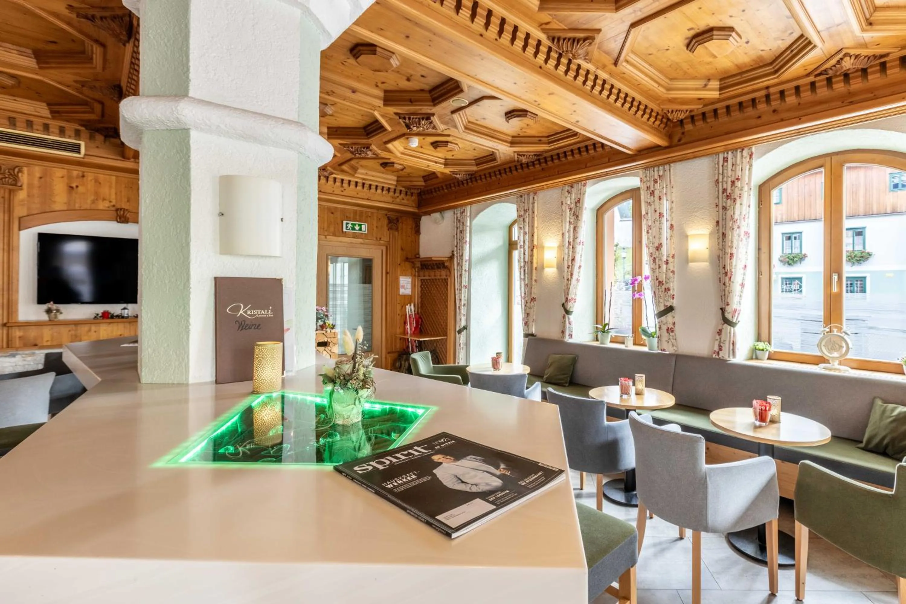 Hotel Post by keyone