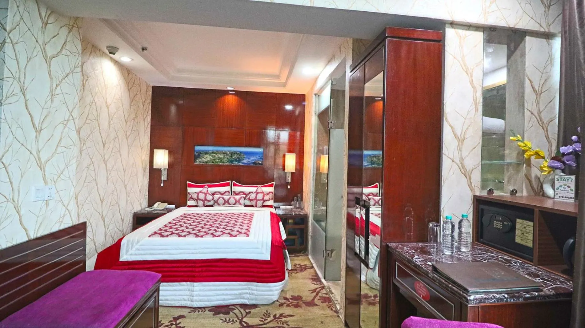 Bedroom, Bed in SkyCity Hotel Gurgaon