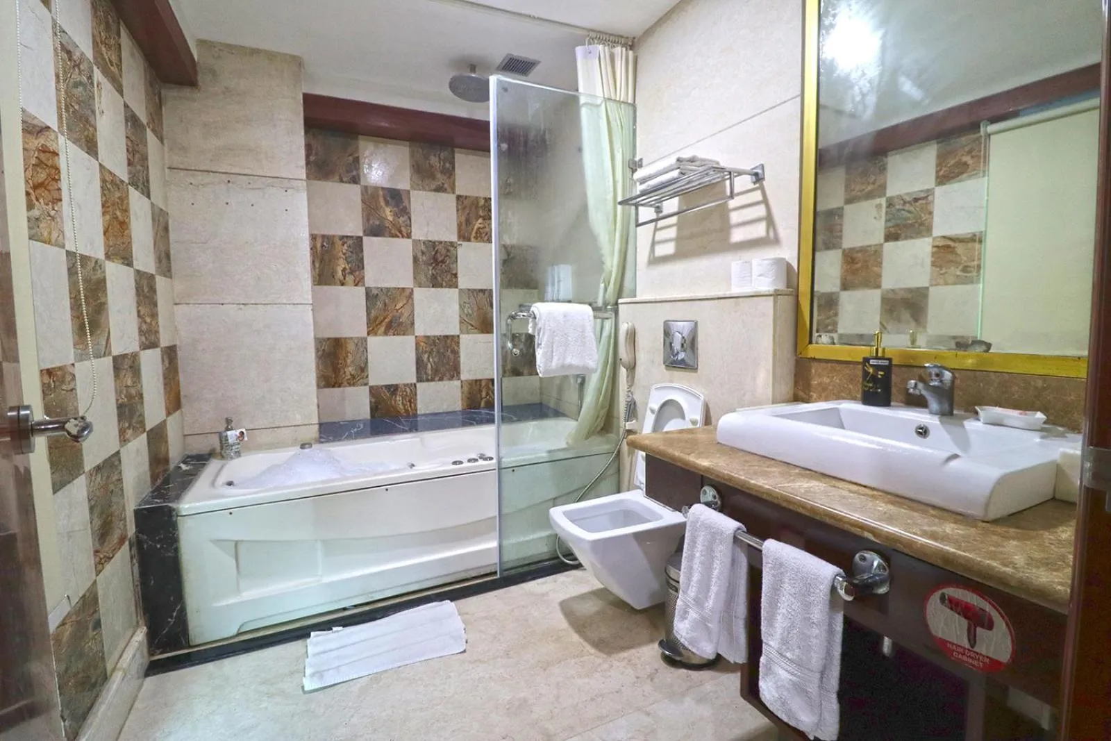 Bathroom in SkyCity Hotel Gurgaon