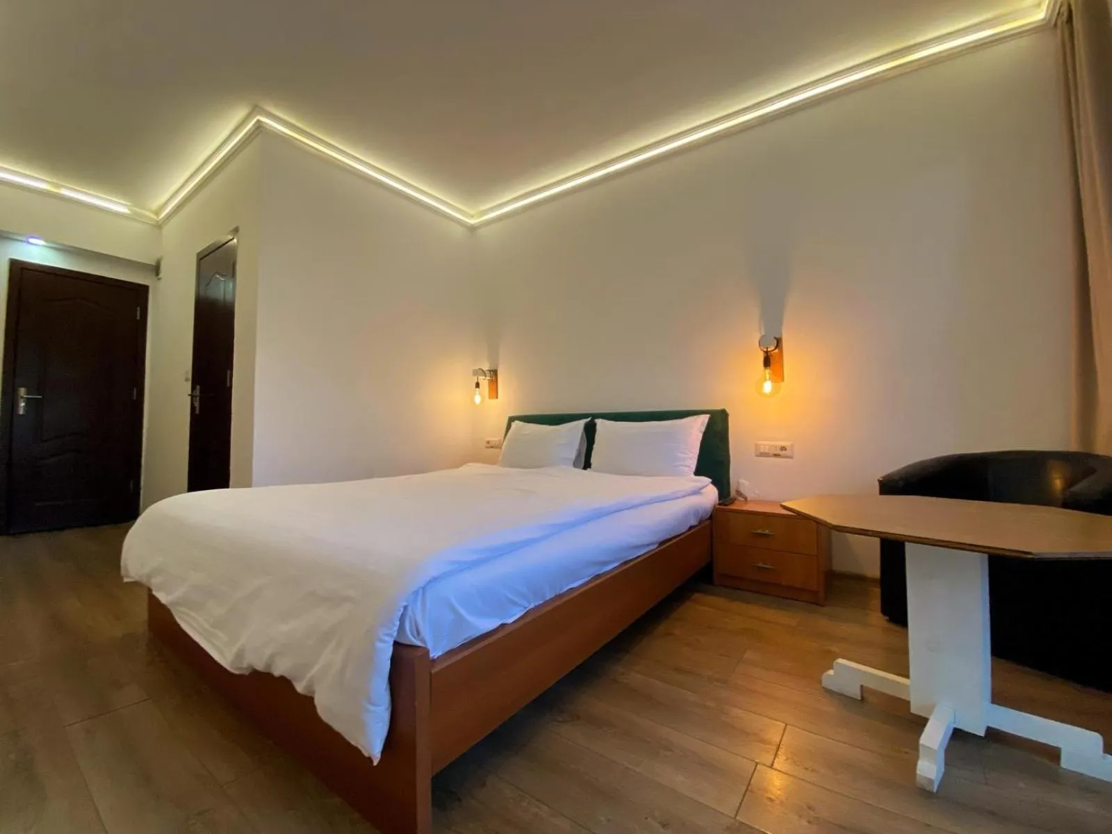 Bed in Complex Ancora