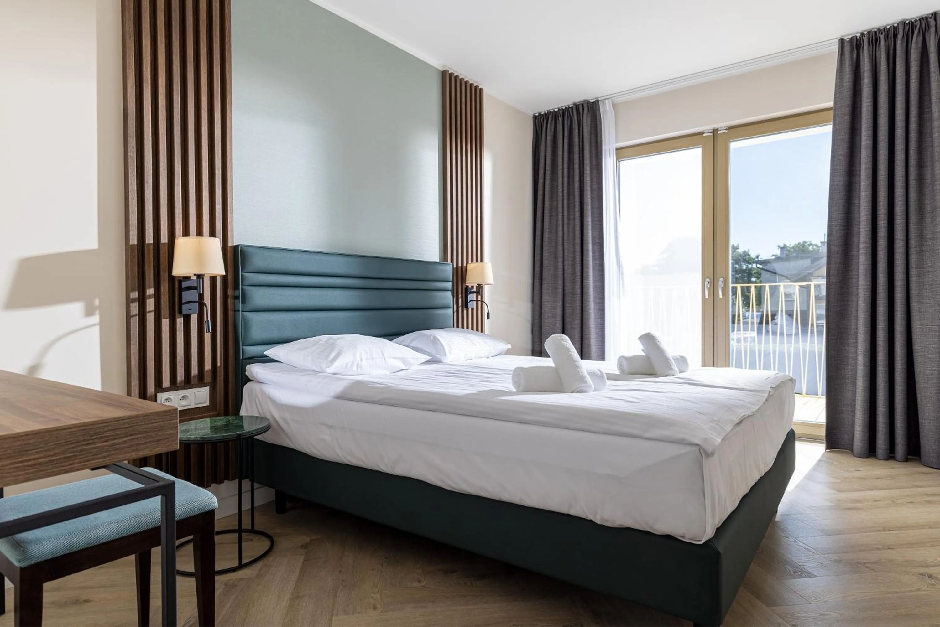 Bedroom, Bed in Hotel Meridian