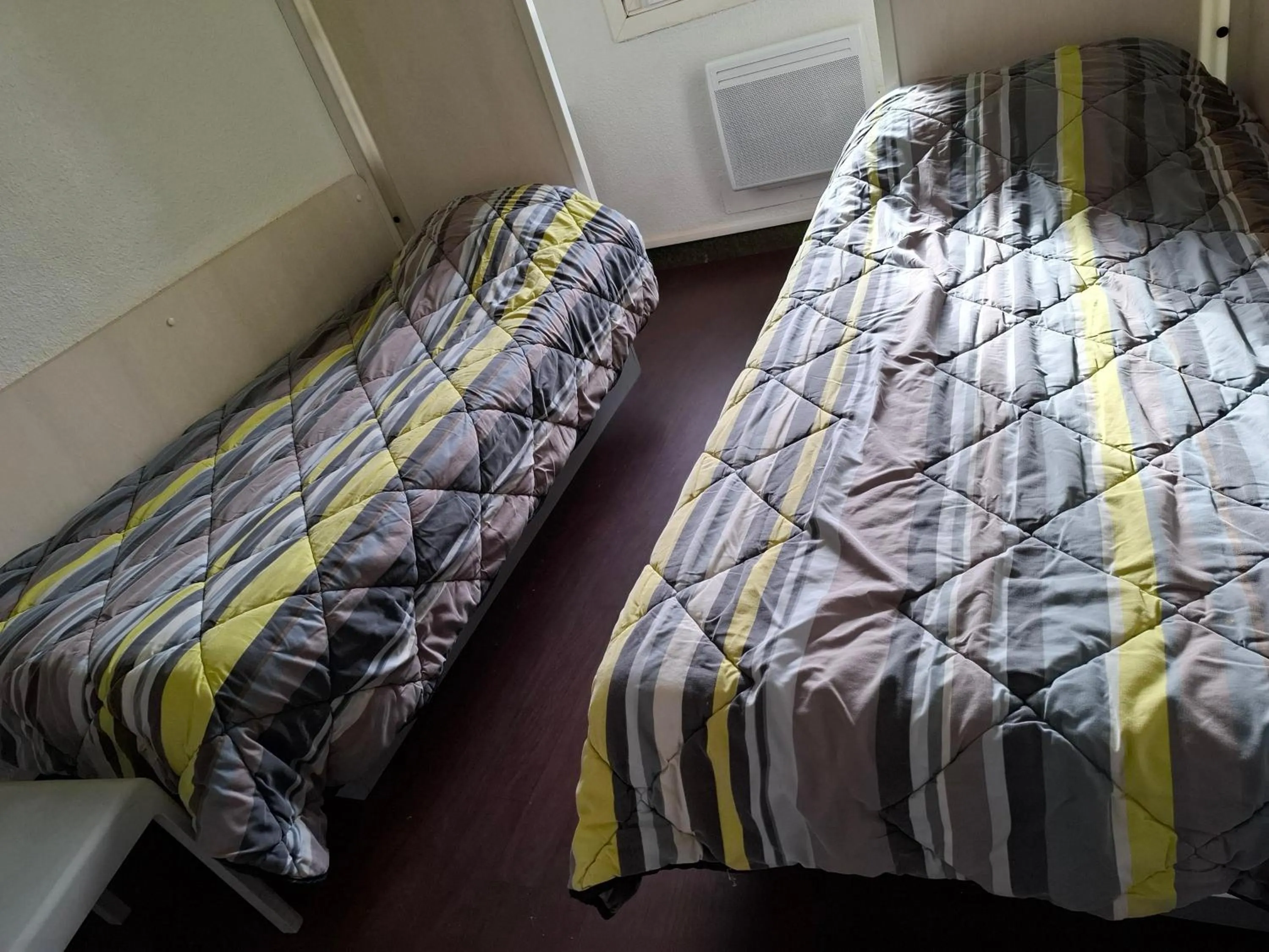 Bed in Hotel Class'Eco Carcassonne