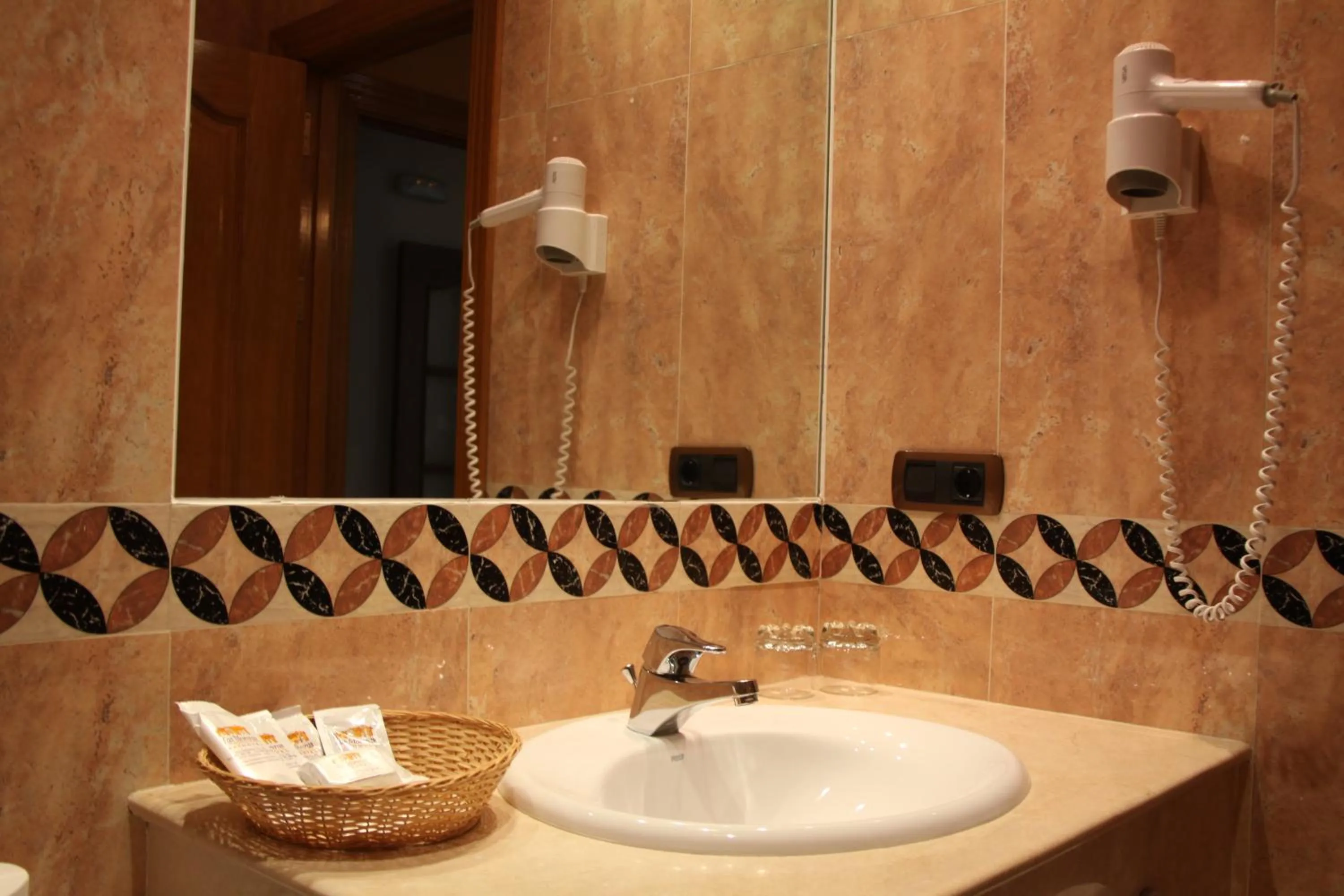 Bathroom in Hotel Las Moreras