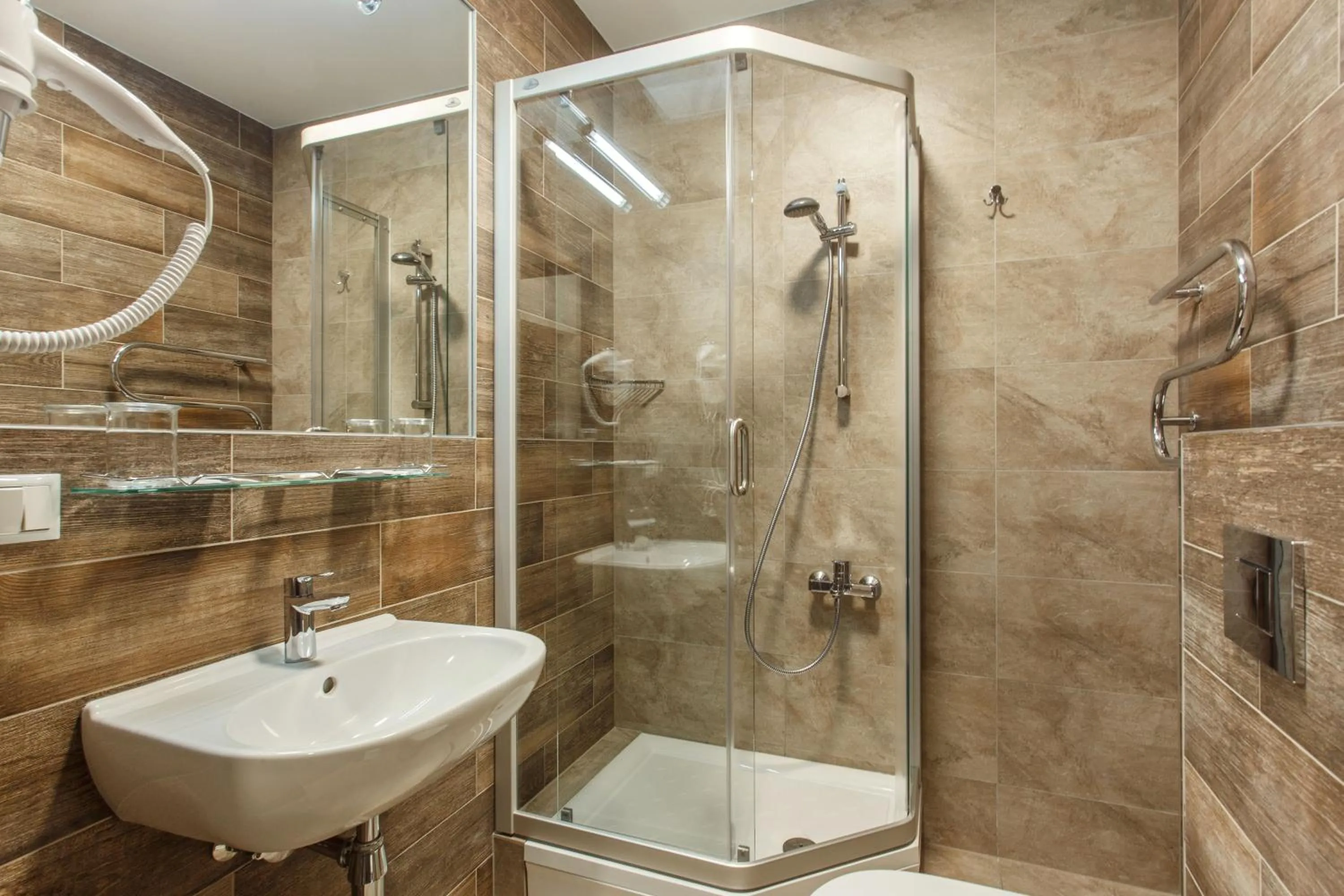 Toilet in Old Town Trio Apartments