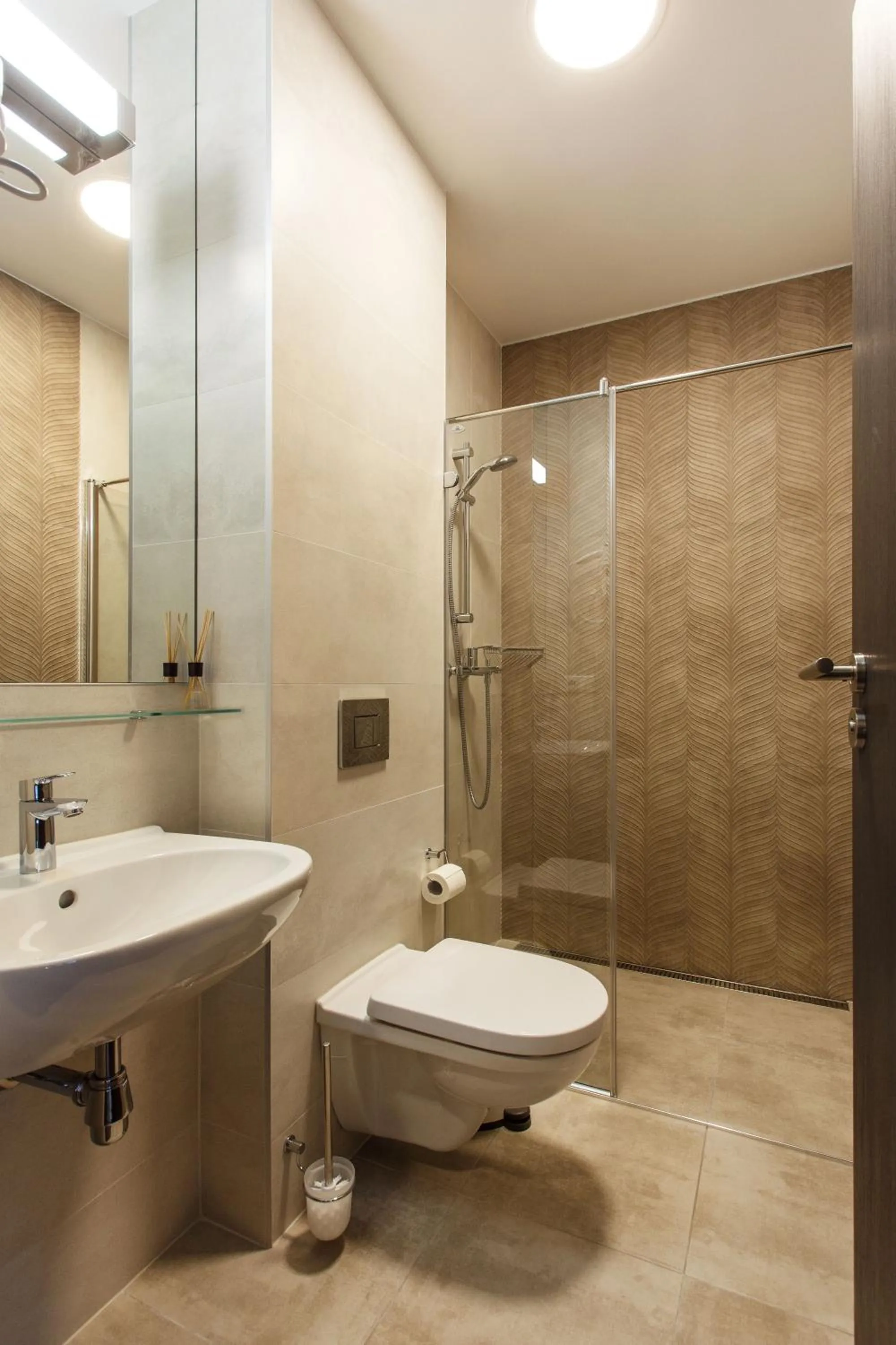 Toilet in Old Town Trio Apartments