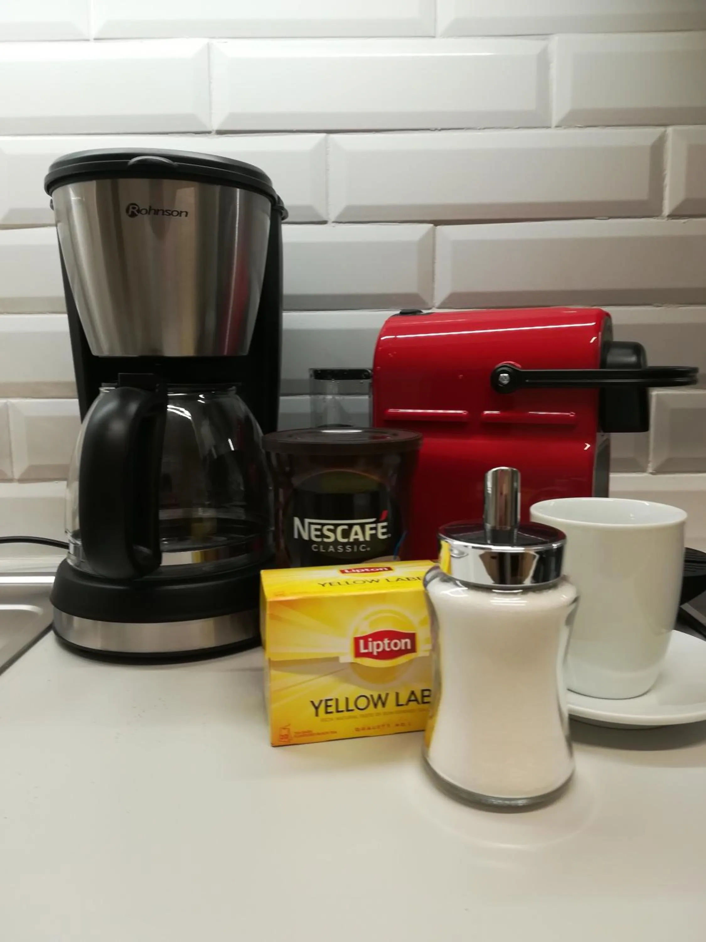 Coffee/tea facilities in Olympus Residence