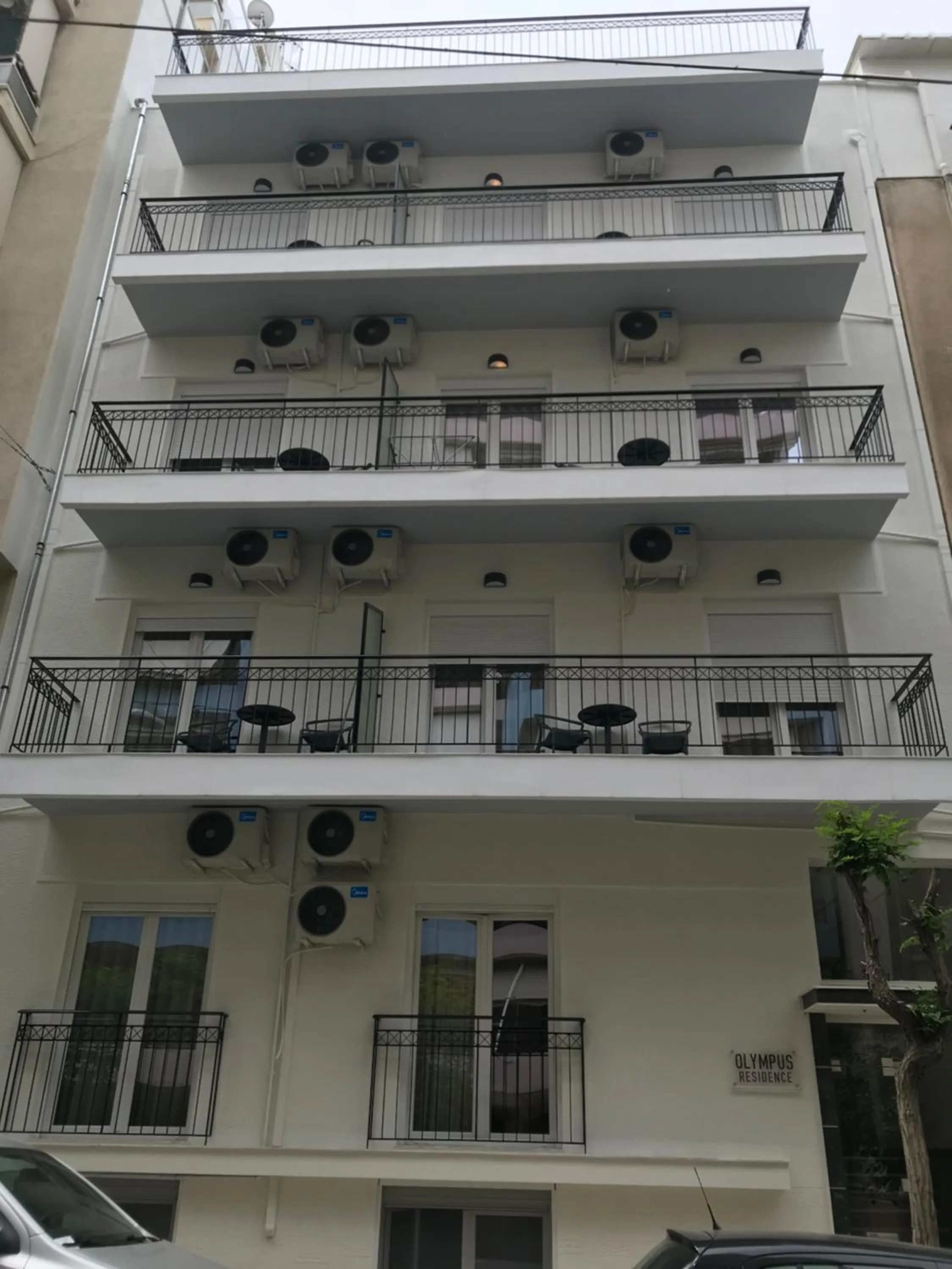 Facade/entrance in Olympus Residence