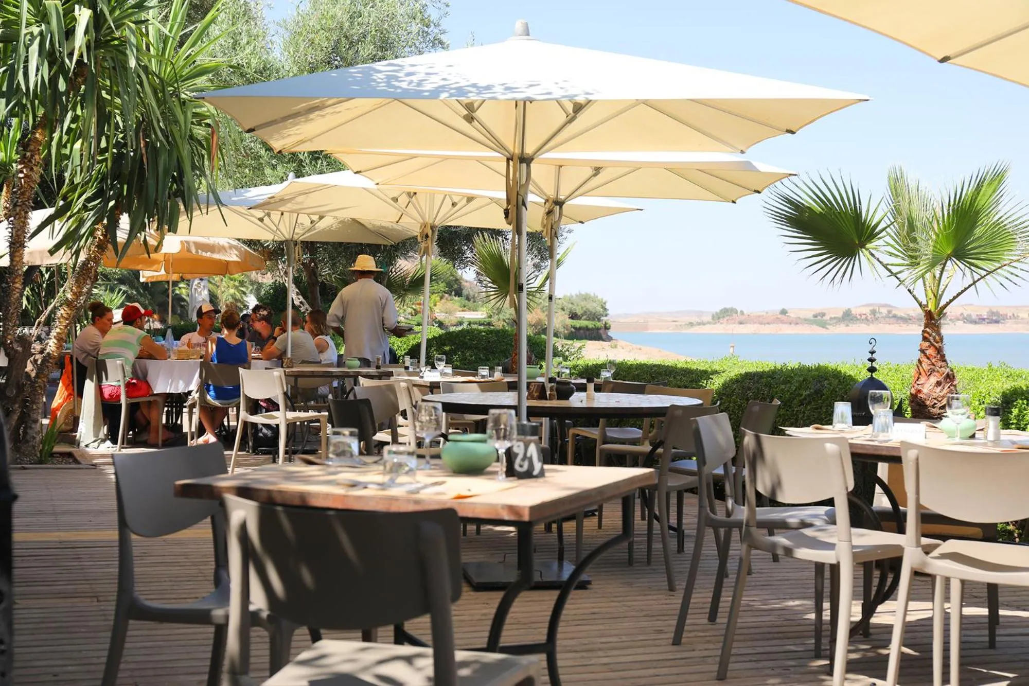 Patio in Le Petit Hôtel du Flouka