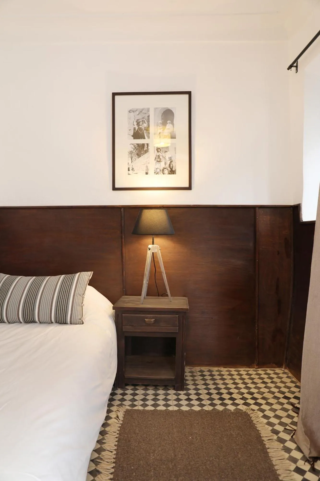 Bed in Le Petit Hôtel du Flouka