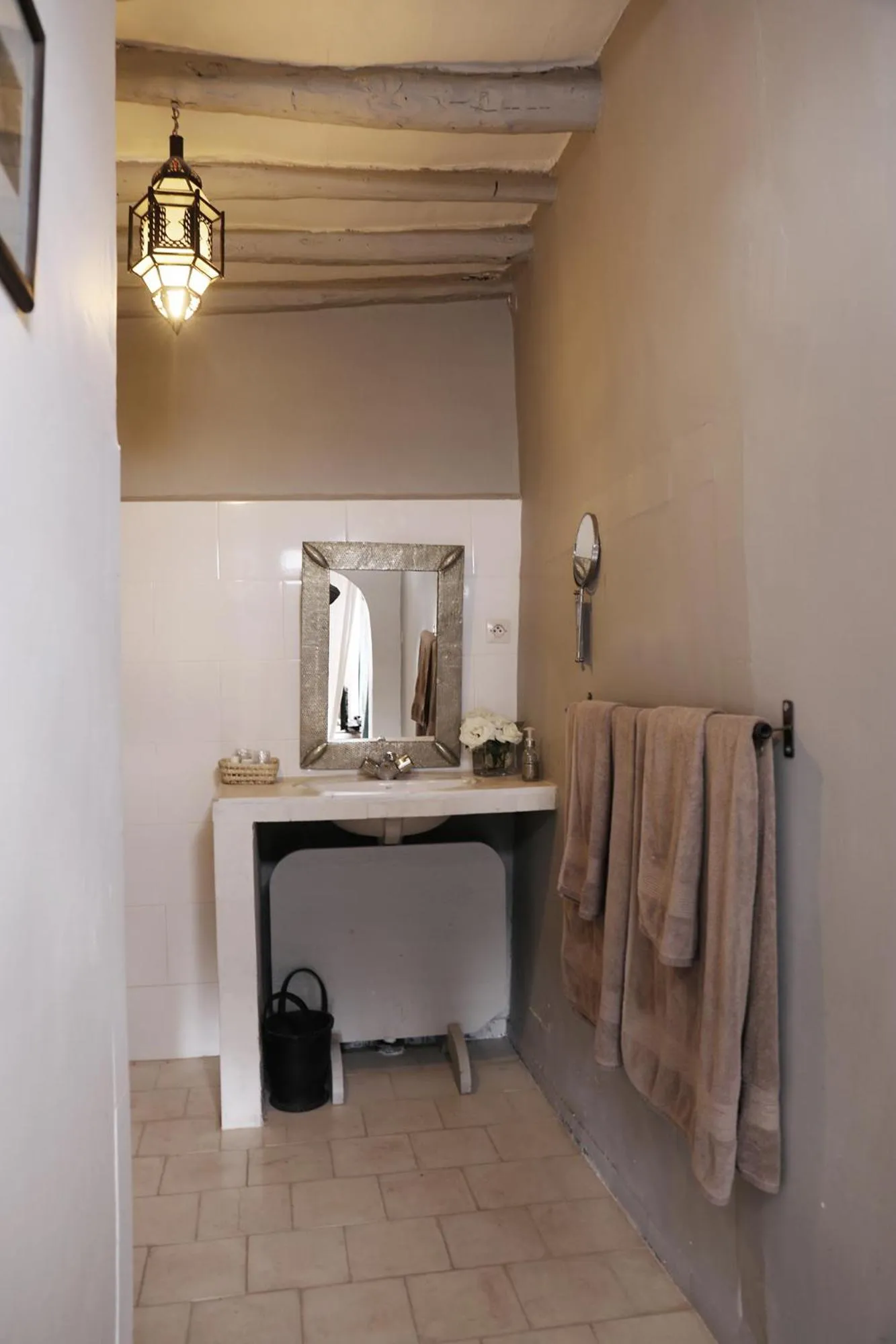 Bathroom in Le Petit Hôtel du Flouka