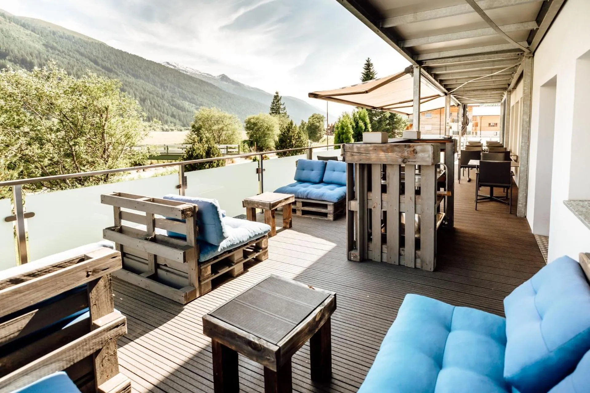 Restaurant/places to eat in Hotel Furka