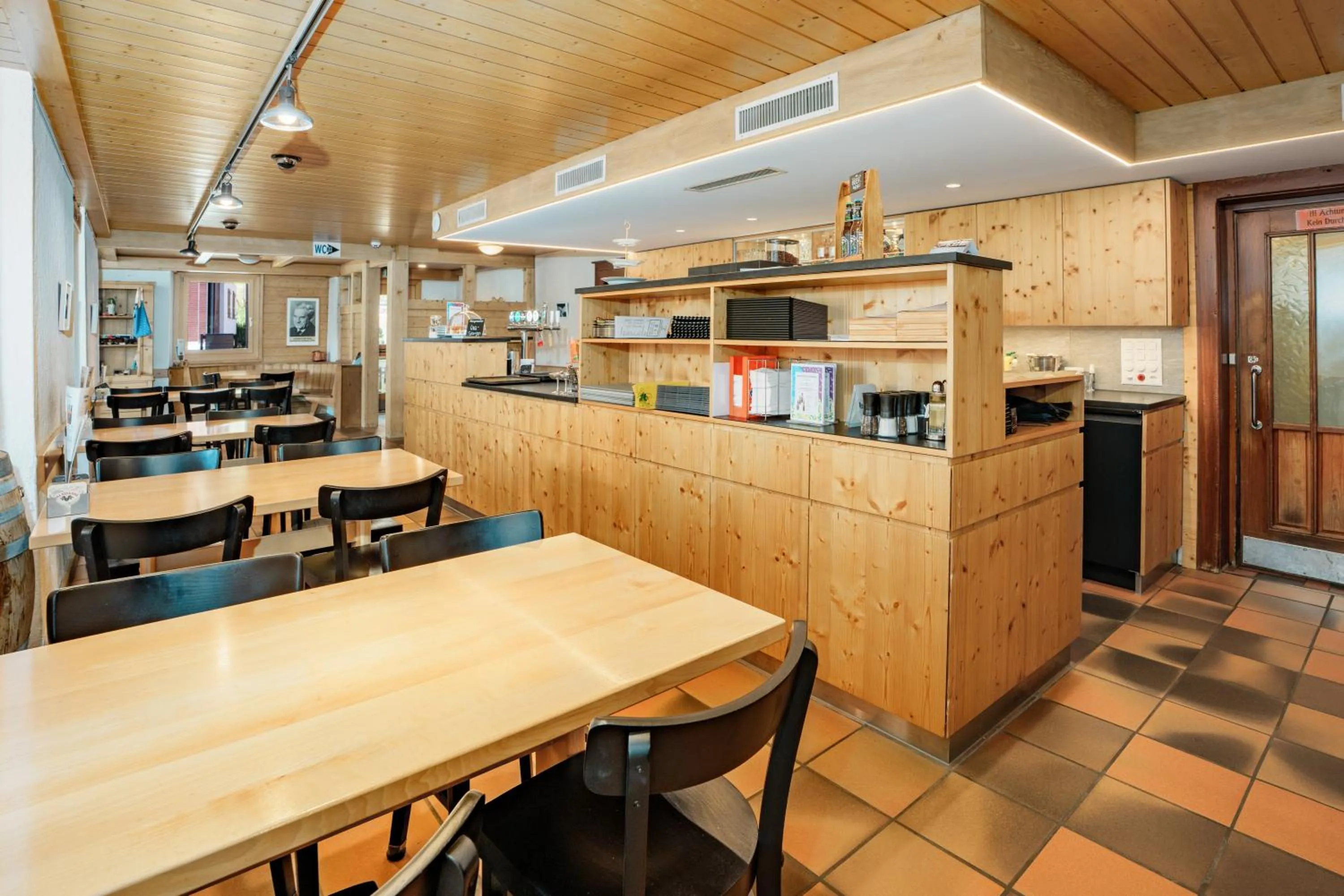 Restaurant/places to eat in Hotel Furka