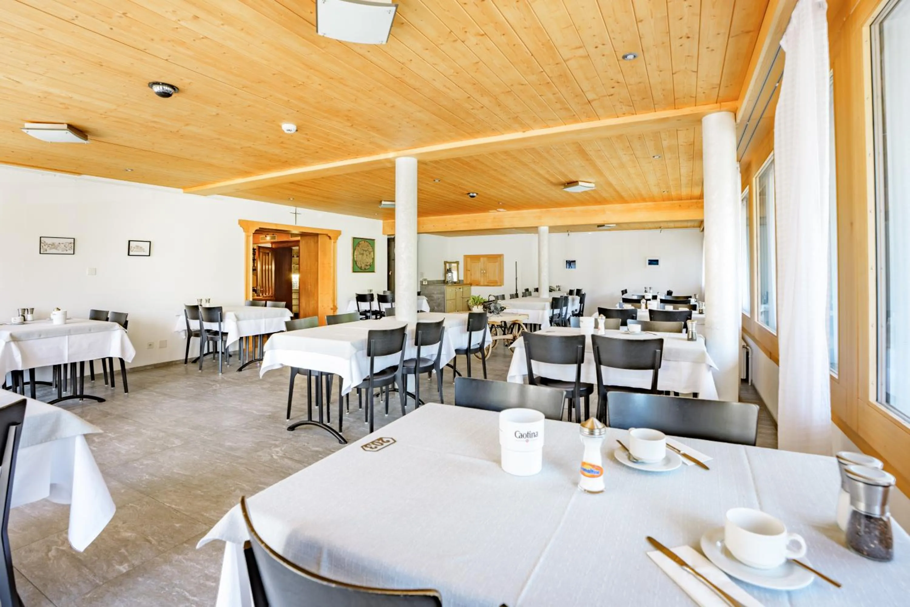 Restaurant/places to eat in Hotel Furka