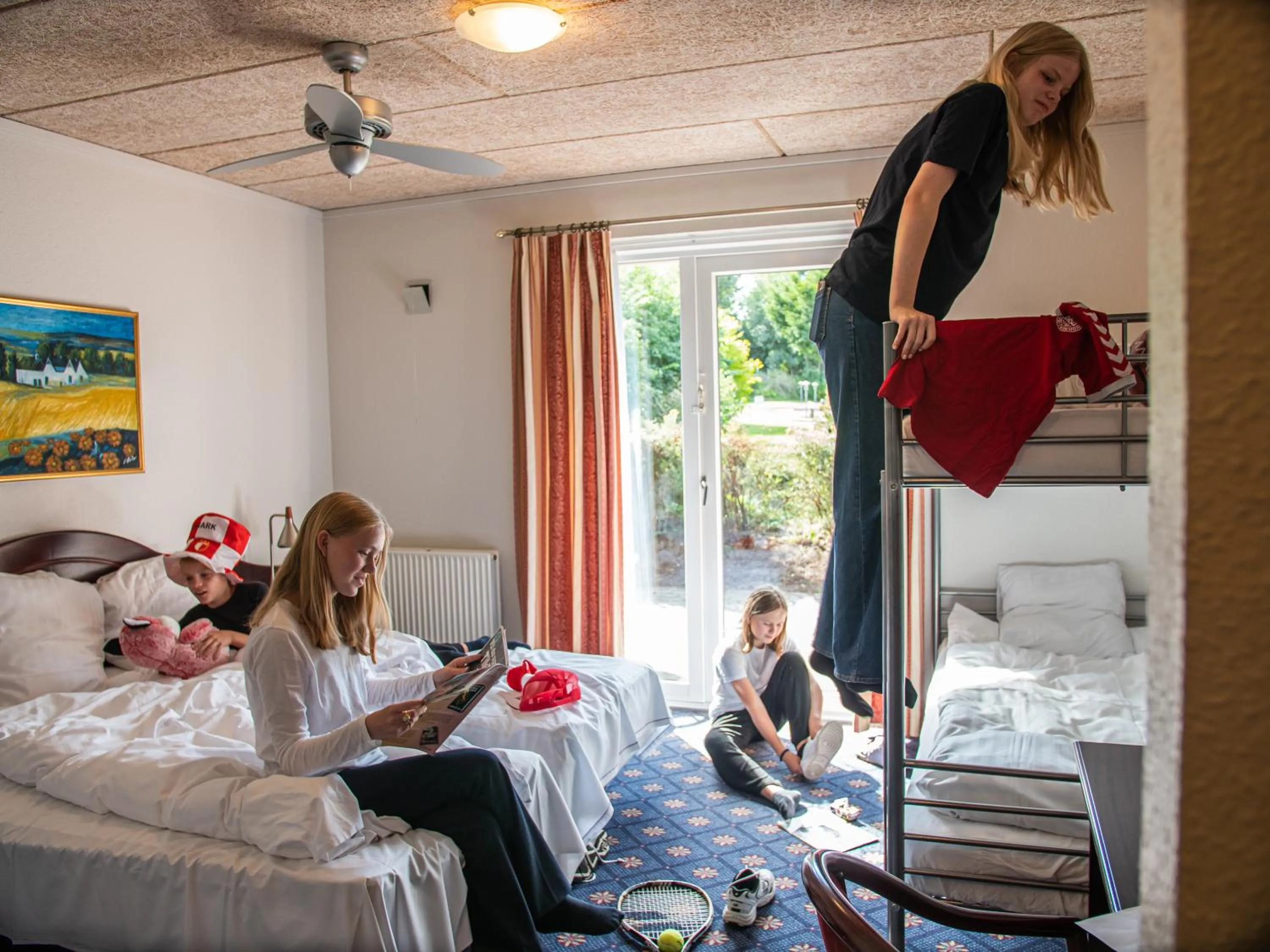 children, Bed in Hotel Søgården Brørup