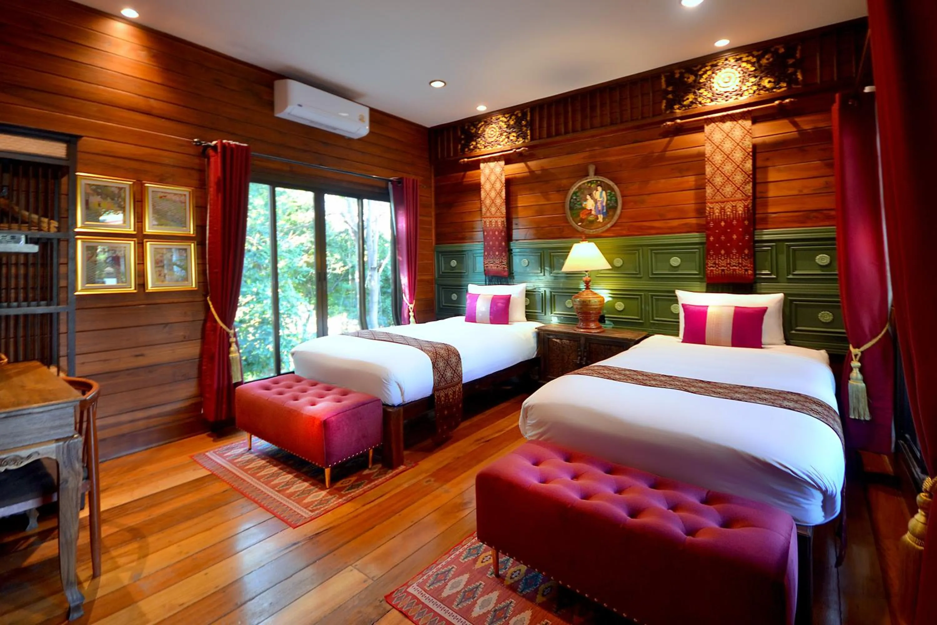 Bed in Thai Thai Sukhothai Resort