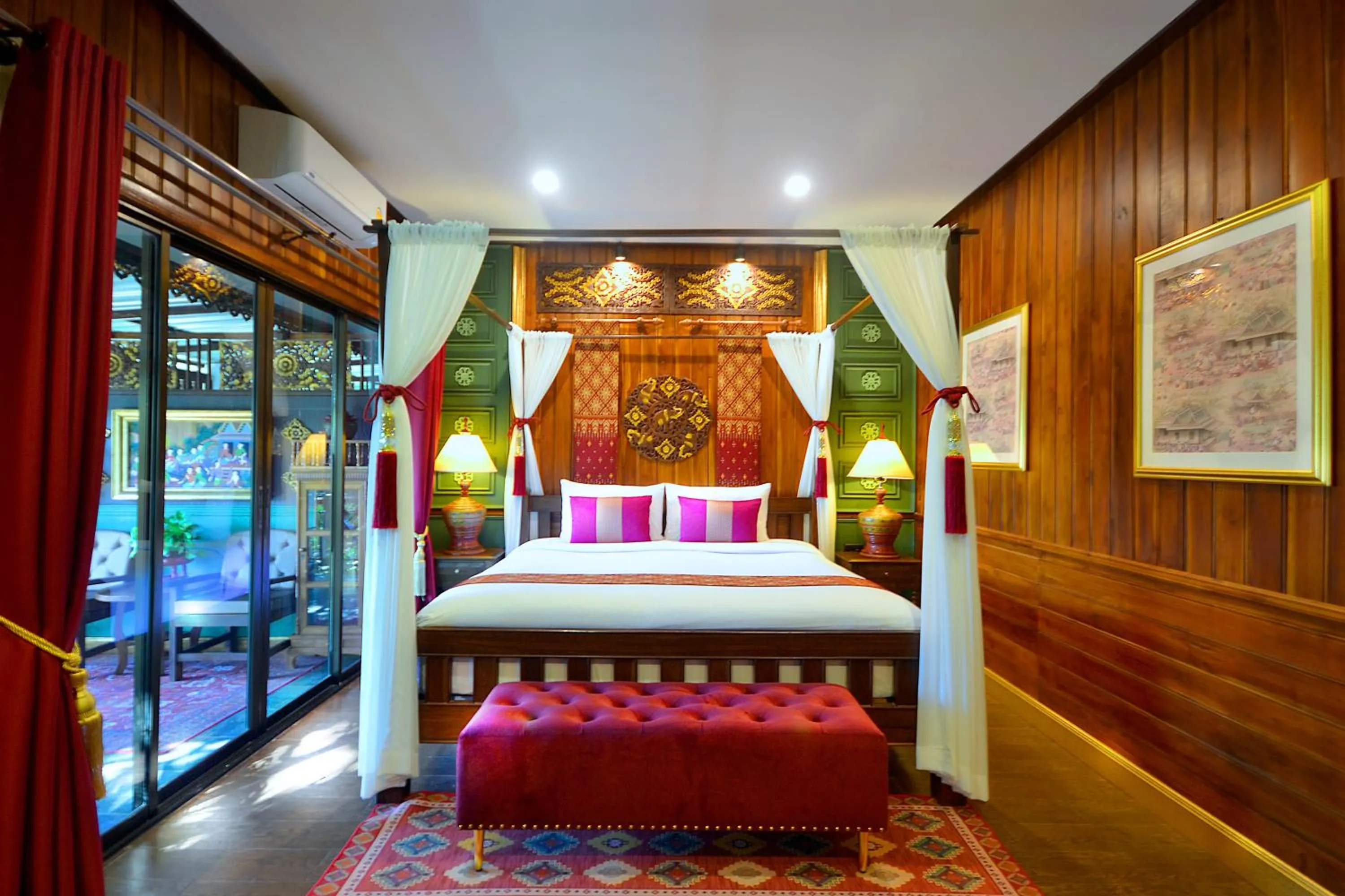 Bed in Thai Thai Sukhothai Resort