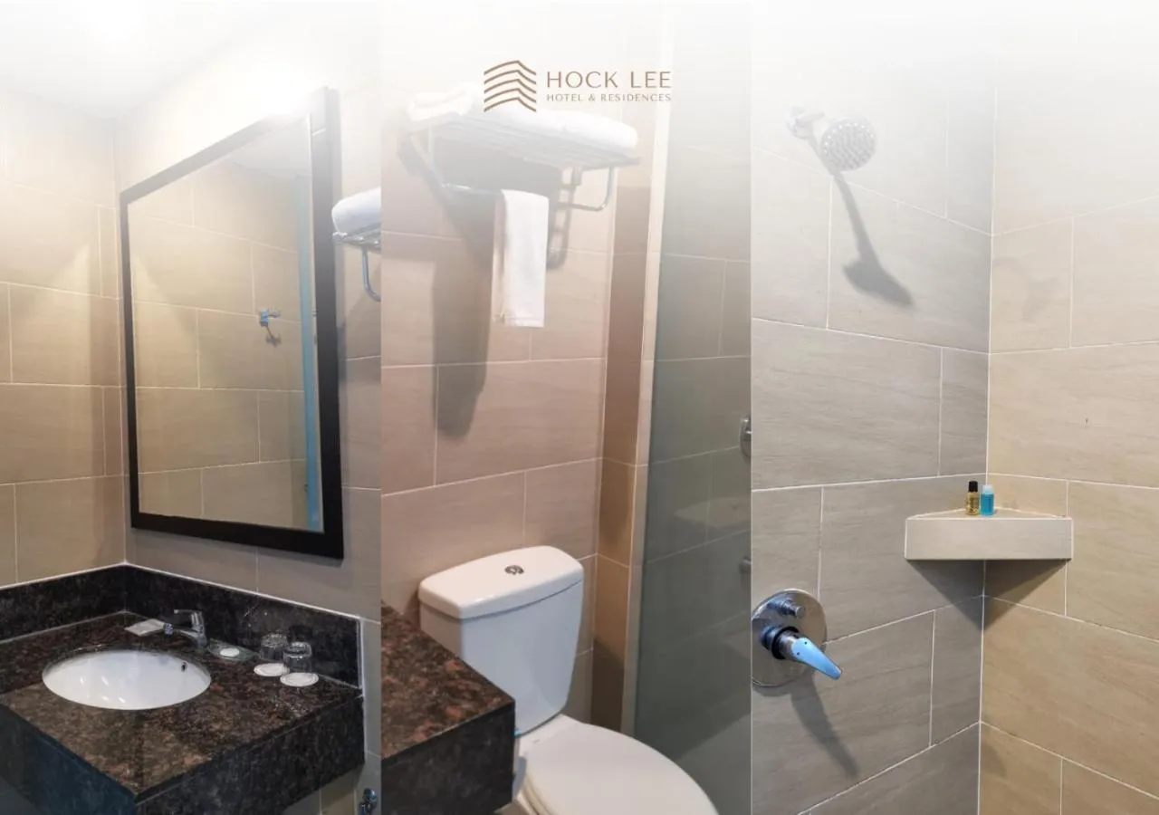 Shower in Hock Lee Hotel & Residences