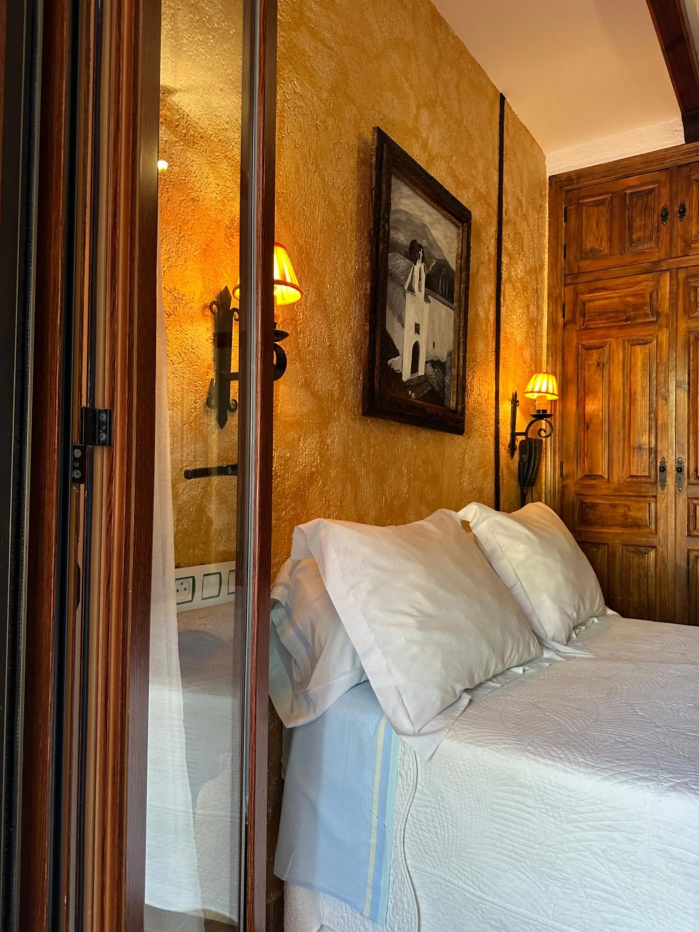 Bedroom, Bed in Hotel Rural Convento Santa Maria de la Sierra