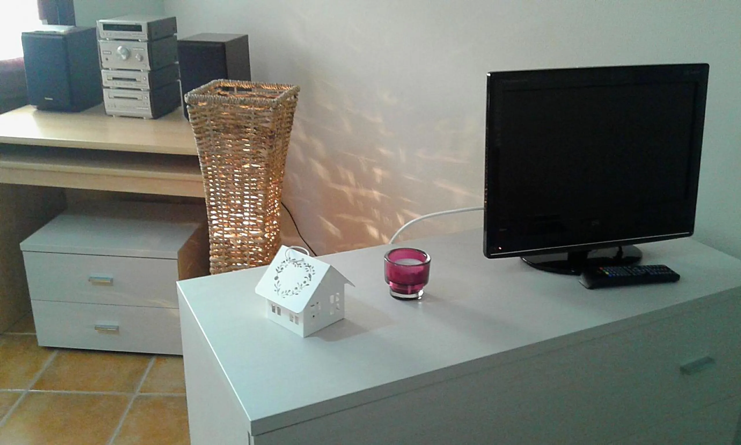 TV and multimedia in ARAS b&b -