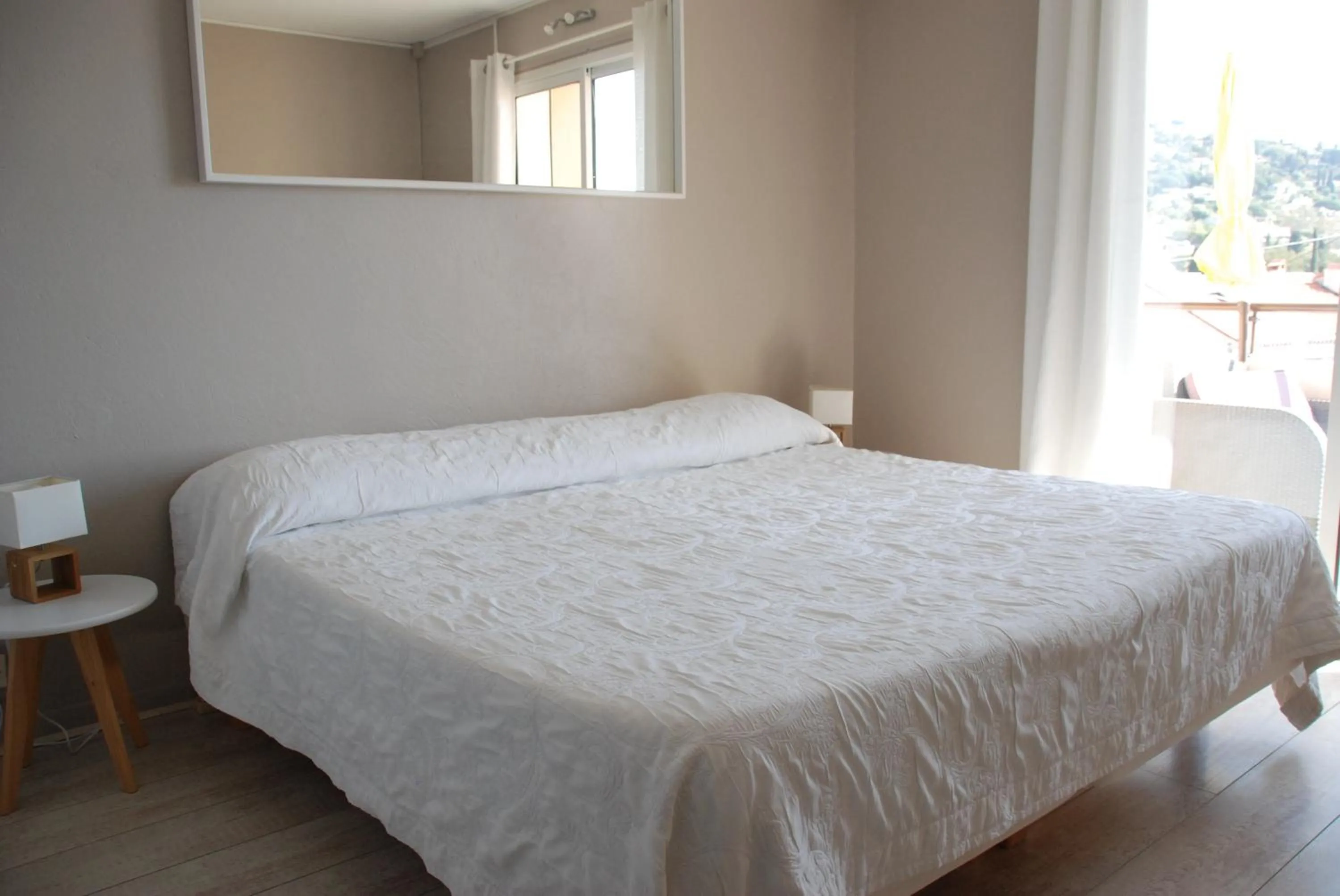 Bed in Hotel L'Orangeraie