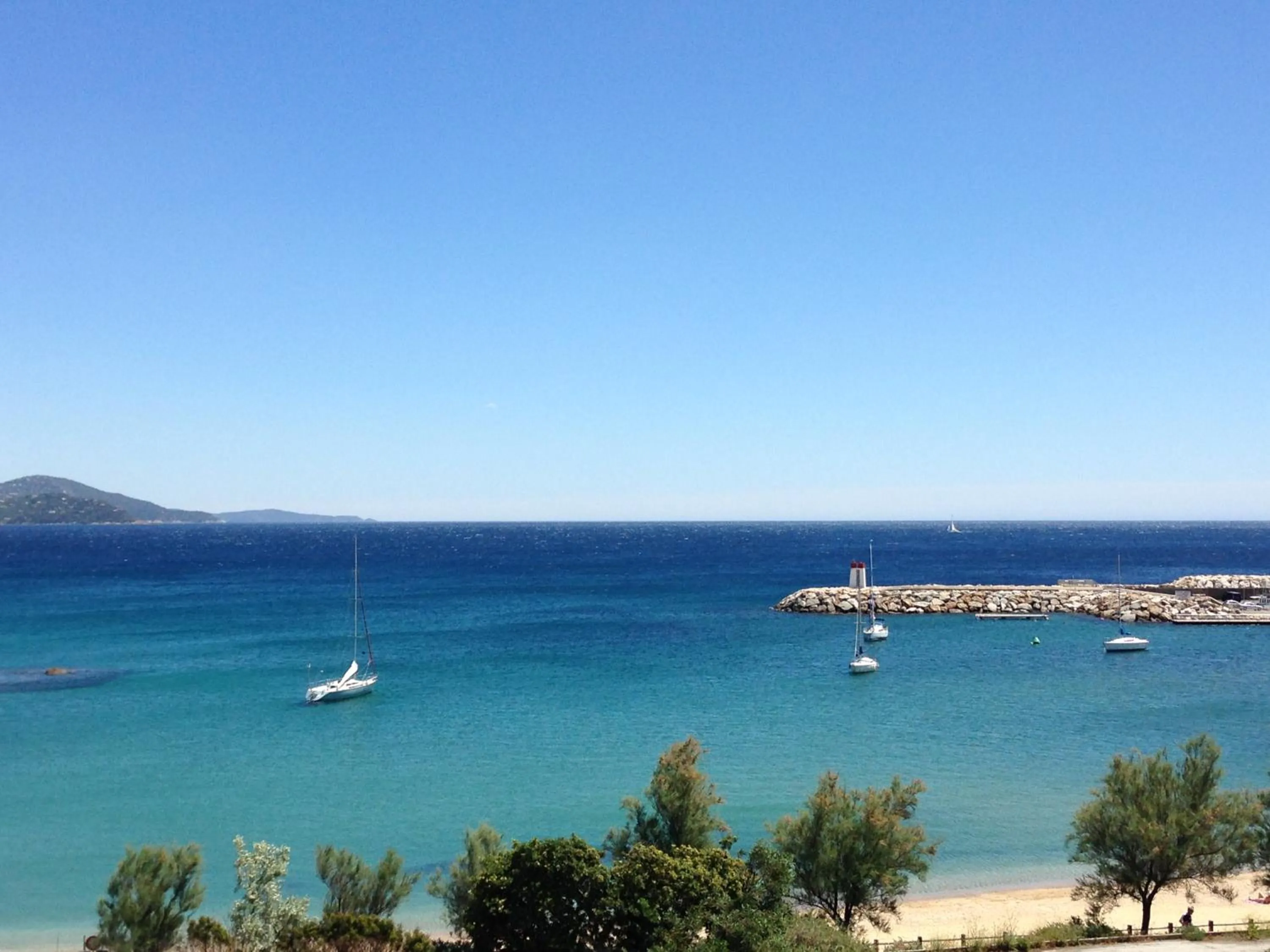 Natural landscape in Hotel L'Orangeraie