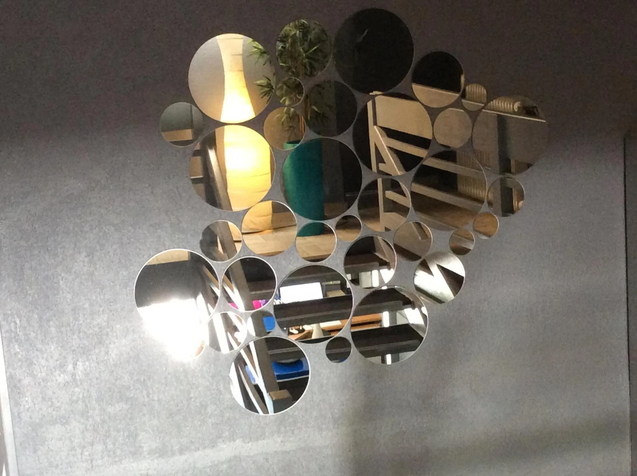 Decorative detail in Hotel L'Orangeraie