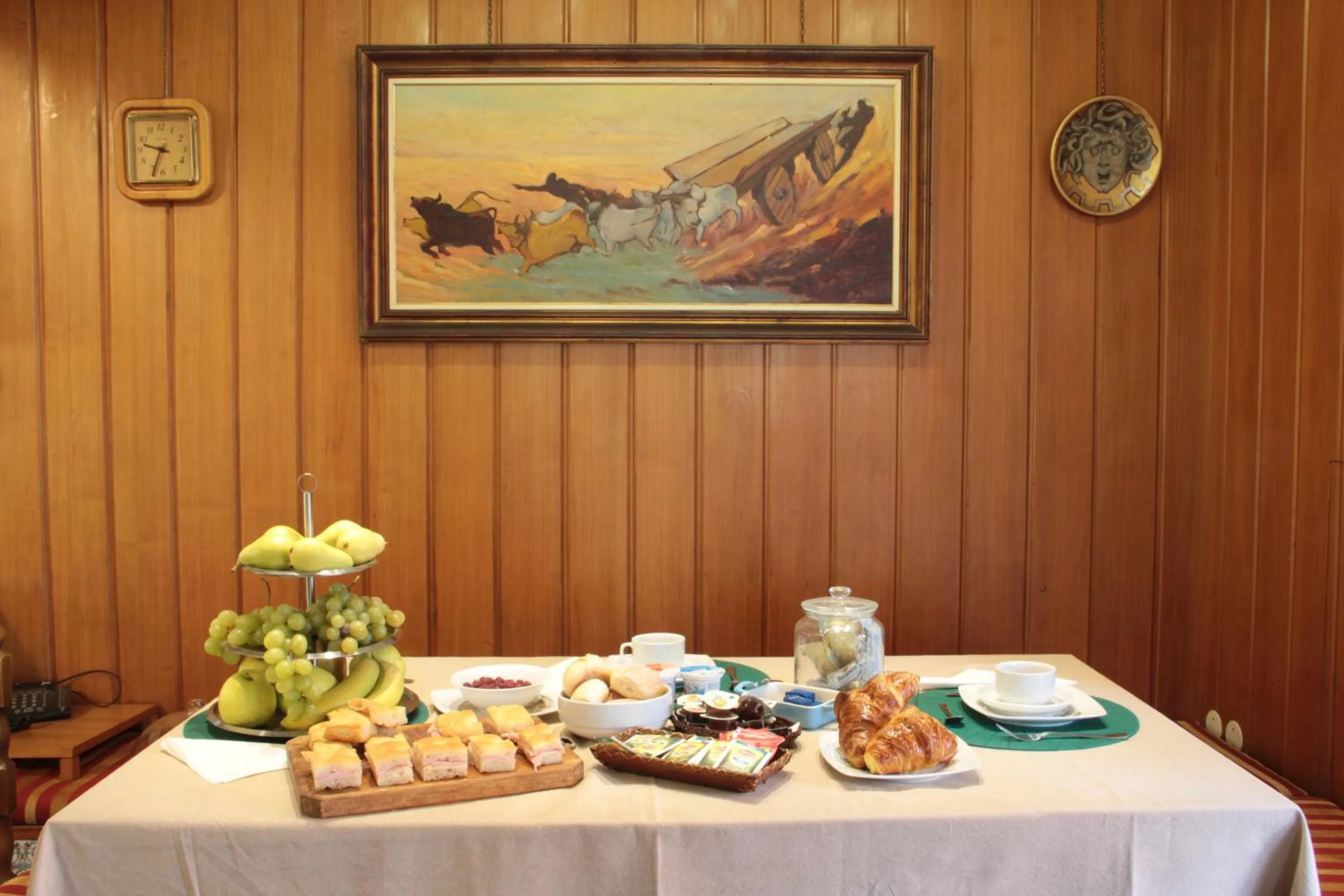 Continental breakfast in B&B Villa Mirella